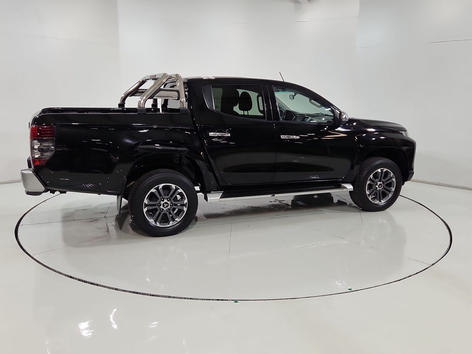 Mitsubishi L200 DAKAR 4X4 2.4 2021 - Imagen 12 de 20
