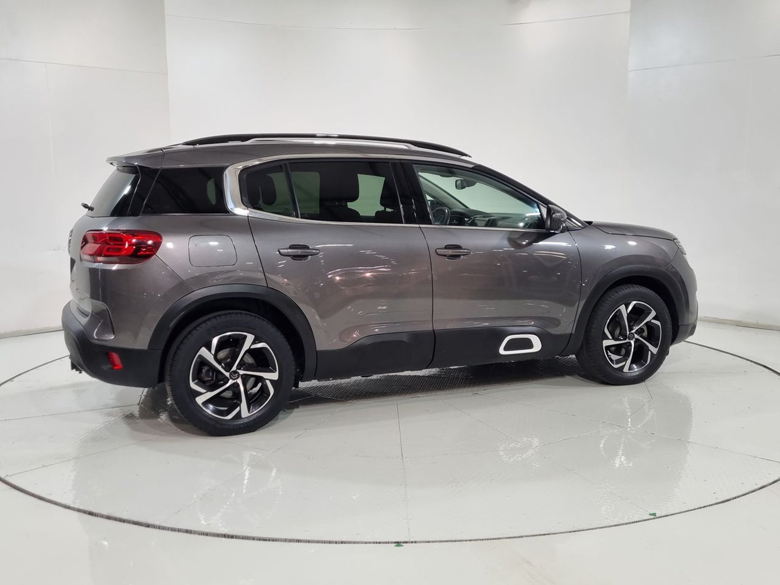 Citroen C5 AIRCROSS 1.6 AUT 2021 - Imagen 12 de 20