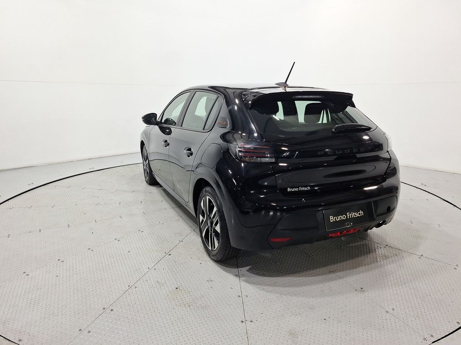 Peugeot 208 PURETECH 100 1.2 2026 - Imagen 6 de 20