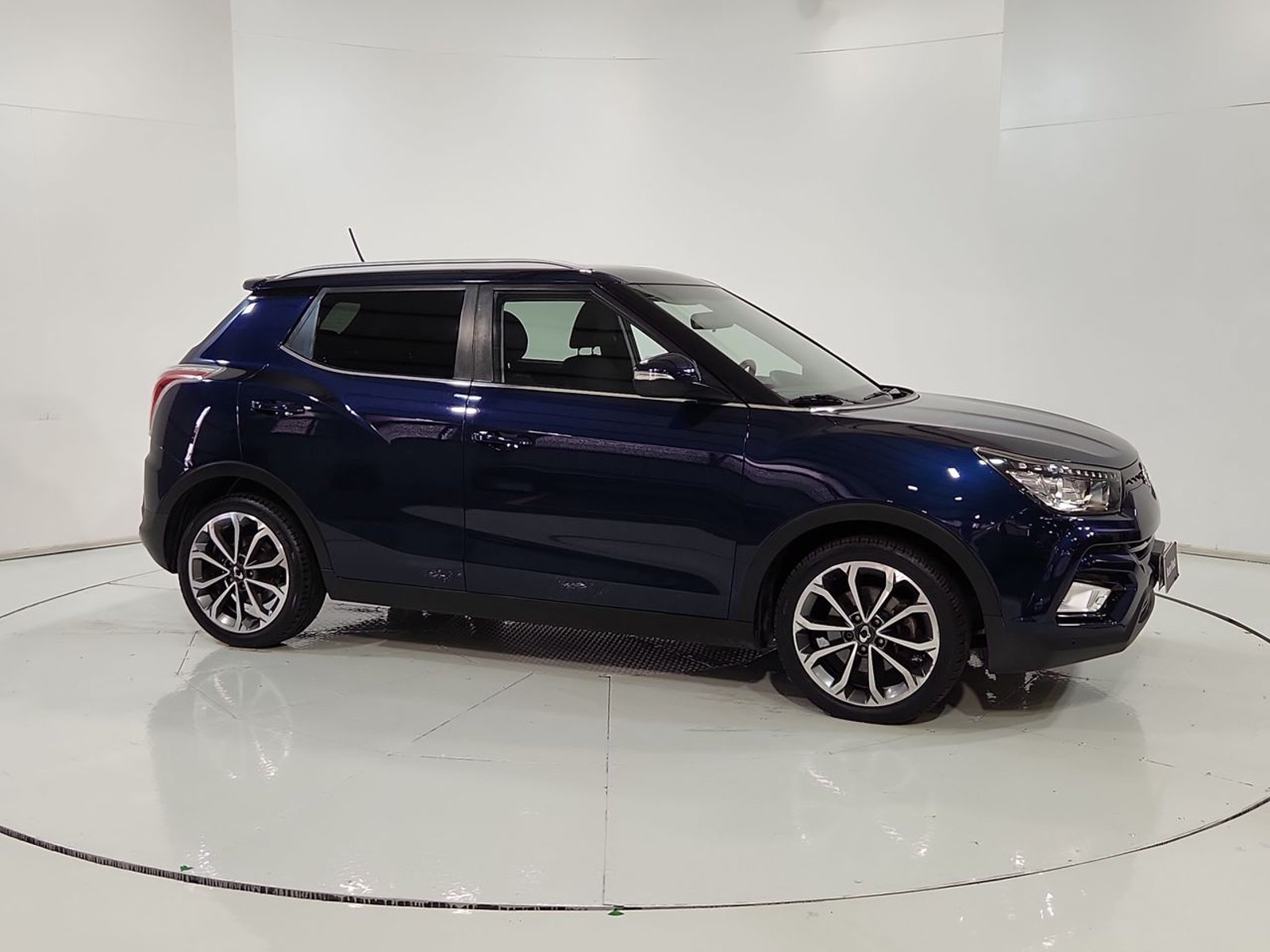 Ssangyong TIVOLI 1.6 AUT 2019 - Imagen 14 de 20