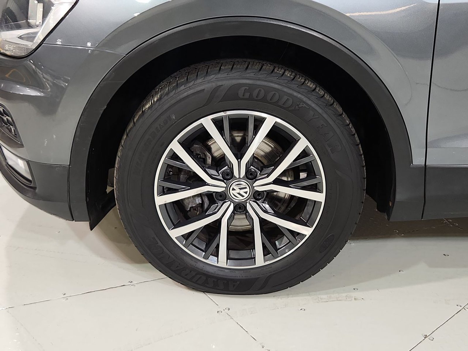 Volkswagen TIGUAN 1.4 AT 2019 - Imagen 18 de 20