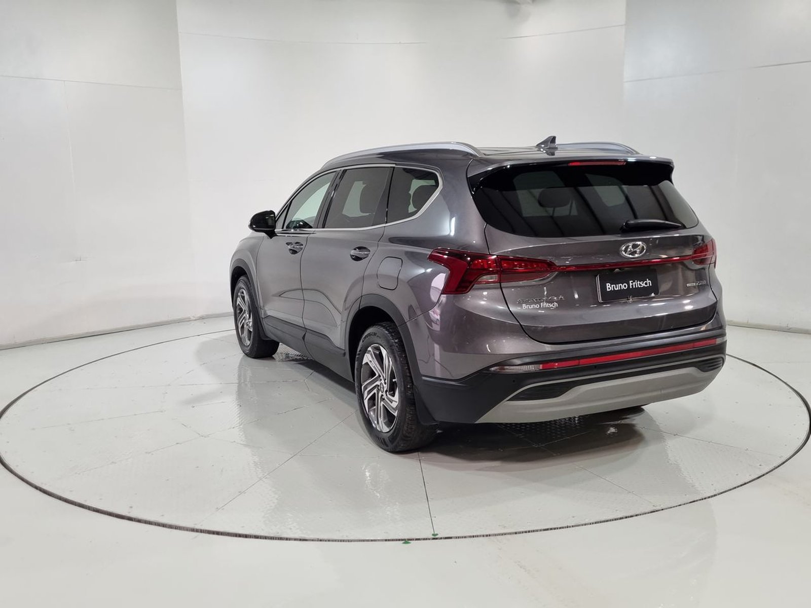 Hyundai SANTA FE CRDI 8DCT 4X4 2.2 AUT 2023 - Imagen 8 de 20