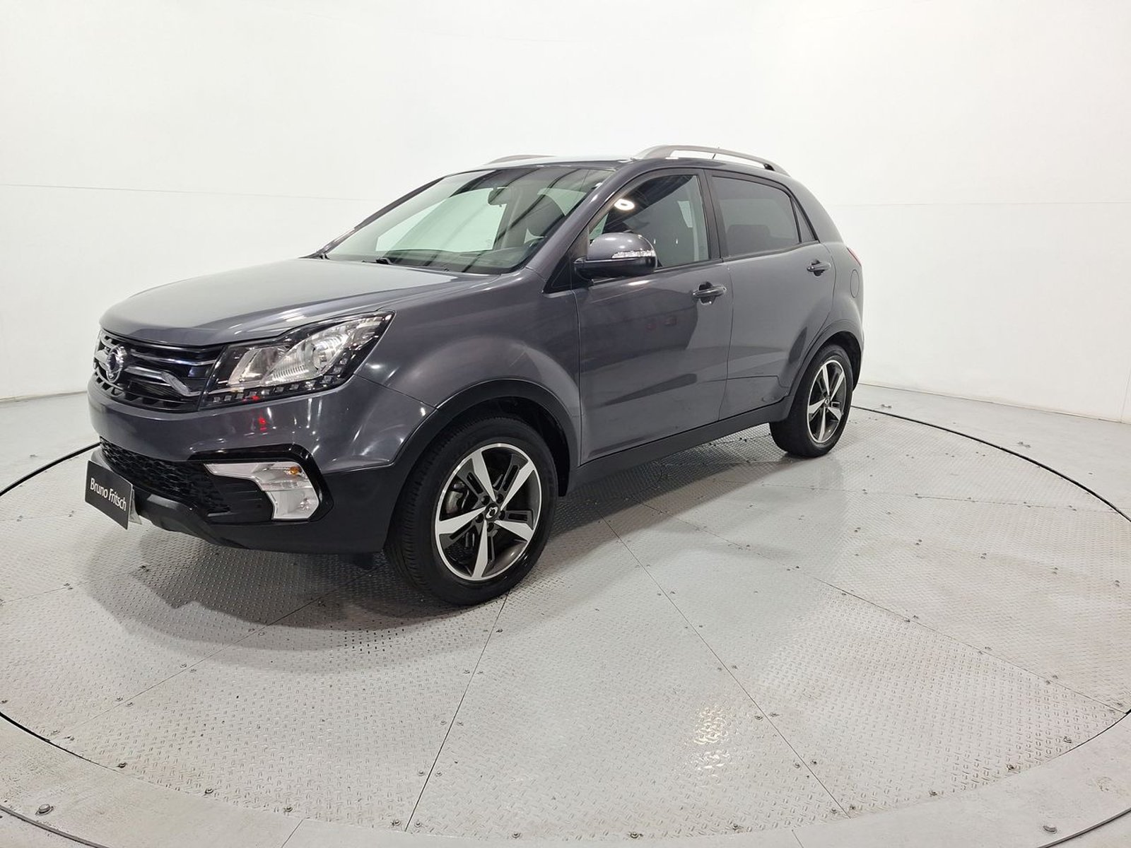 Ssangyong KORANDO 2.2 2019 - Imagen 3 de 20