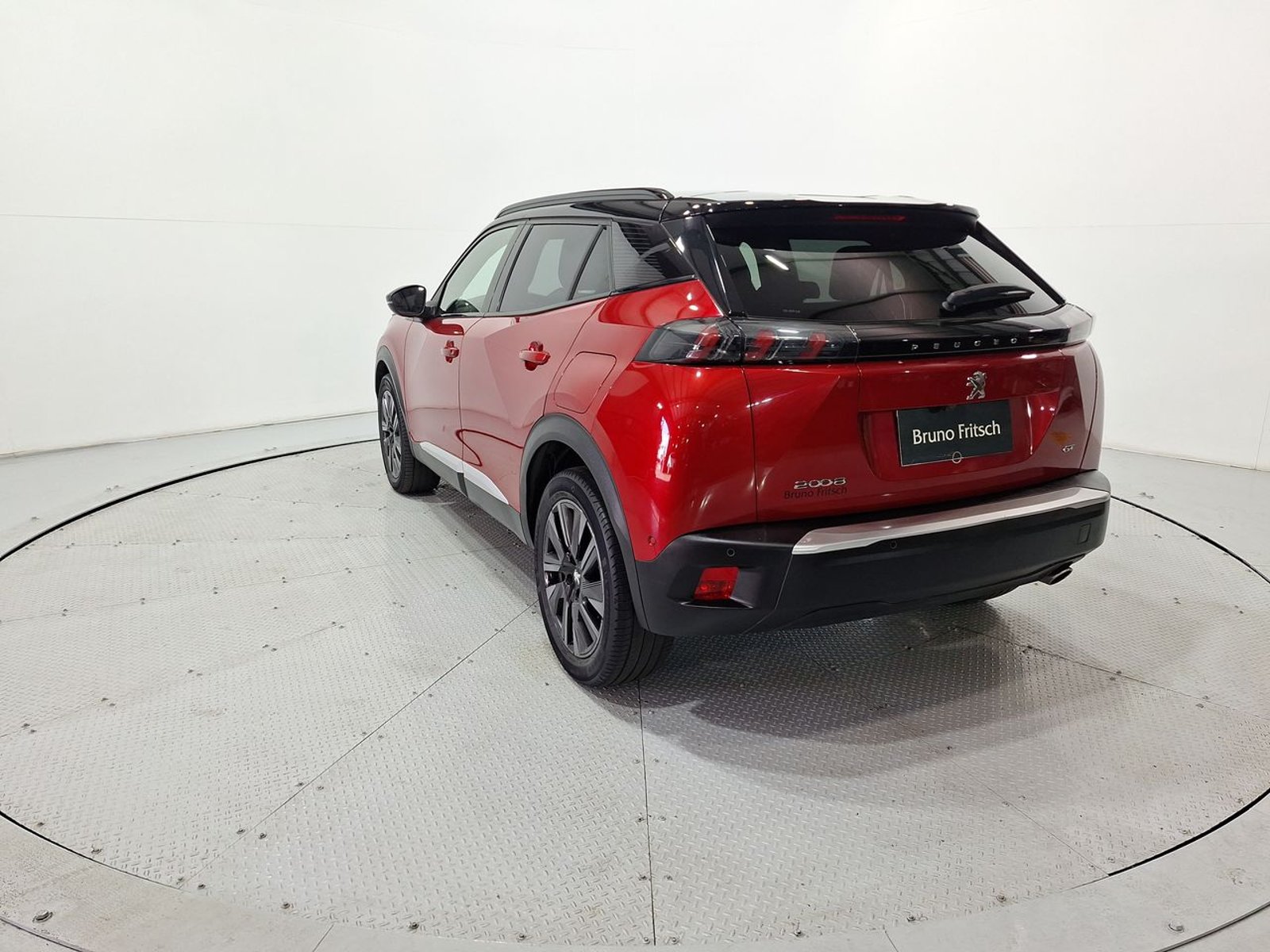 Peugeot 2008 BLUE HDI 130 EAT8 1.5 AUT 2023 - Imagen 6 de 20