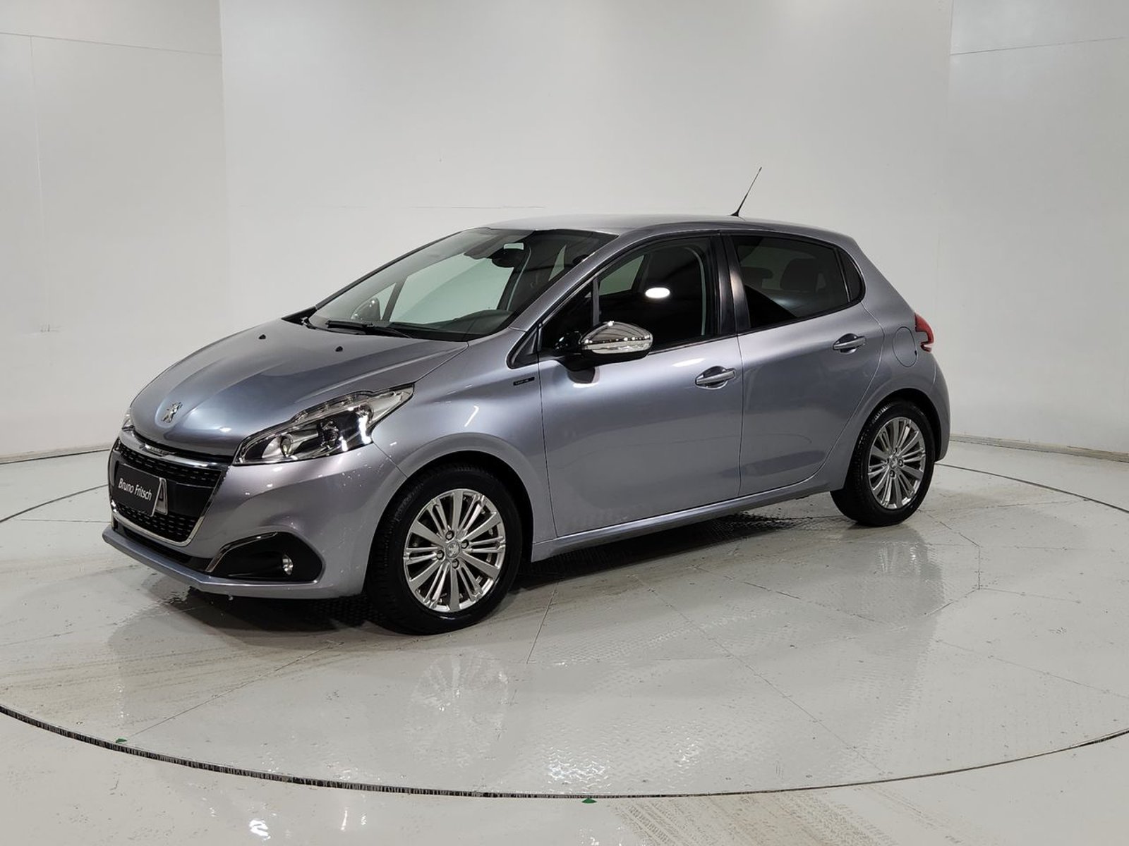 Peugeot 208 PURE TECH HB 1.2 2021 - Imagen 3 de 20
