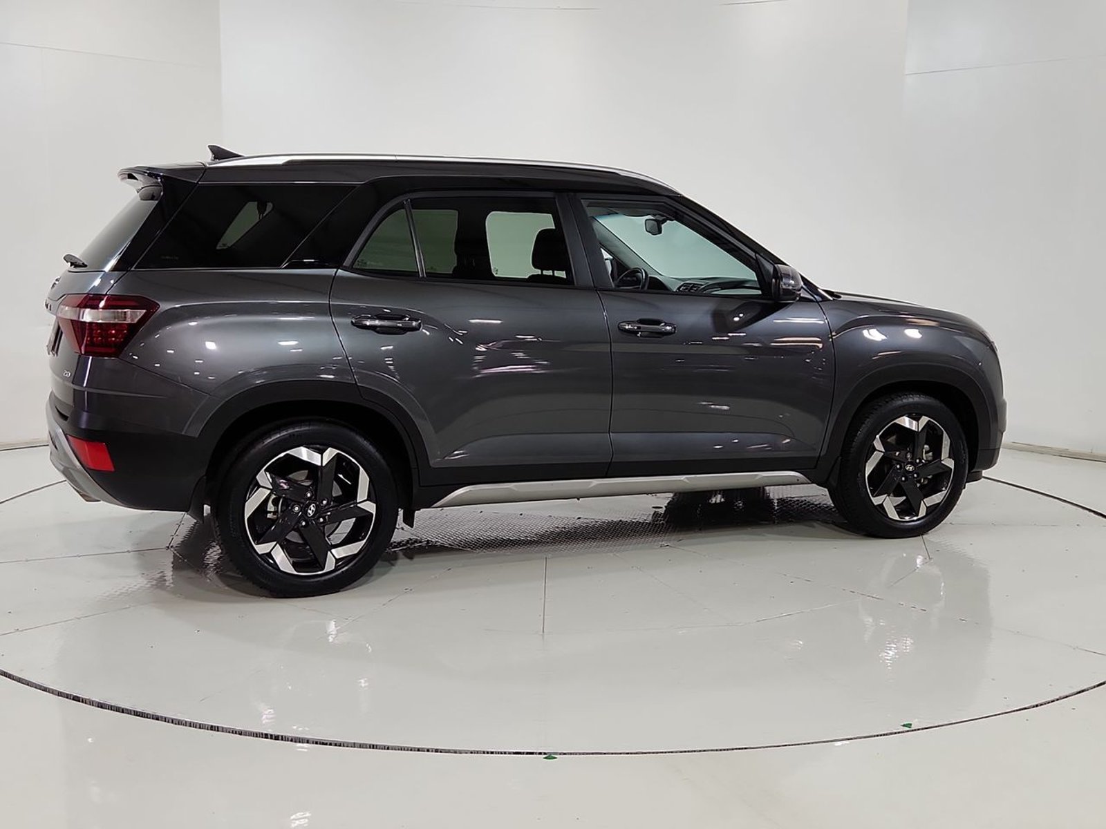 Hyundai CRETA GRAND MPI 2.0 AUT 2022 - Imagen 12 de 20