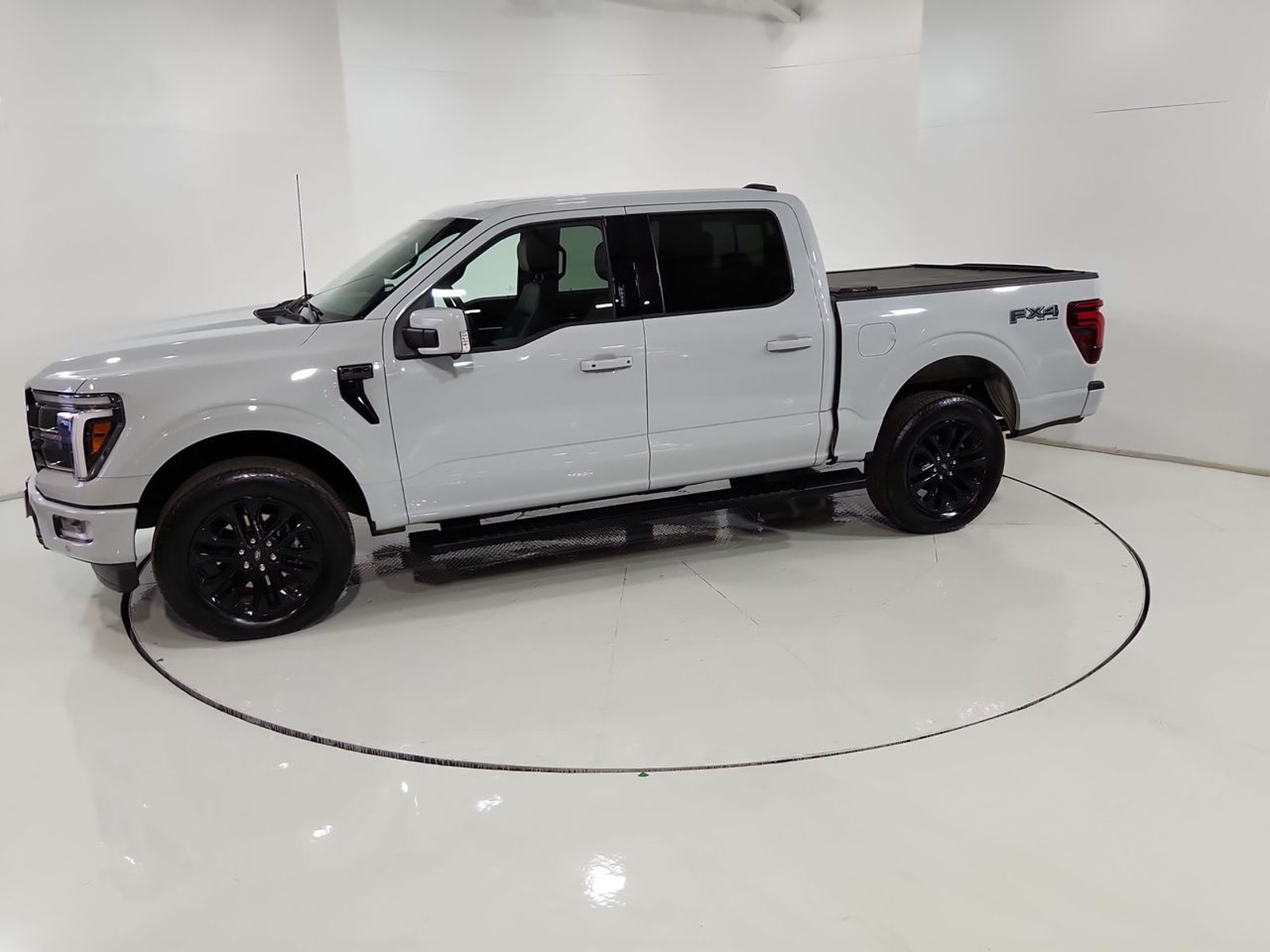 Ford F-150 F150 LARIAT SPORT 4X4 5.0L AUT 2025 - Imagen 4 de 20