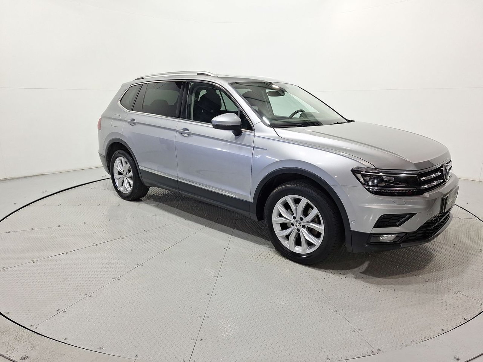 Volkswagen TIGUAN 1.4 AT 2021 - Imagen 11 de 20