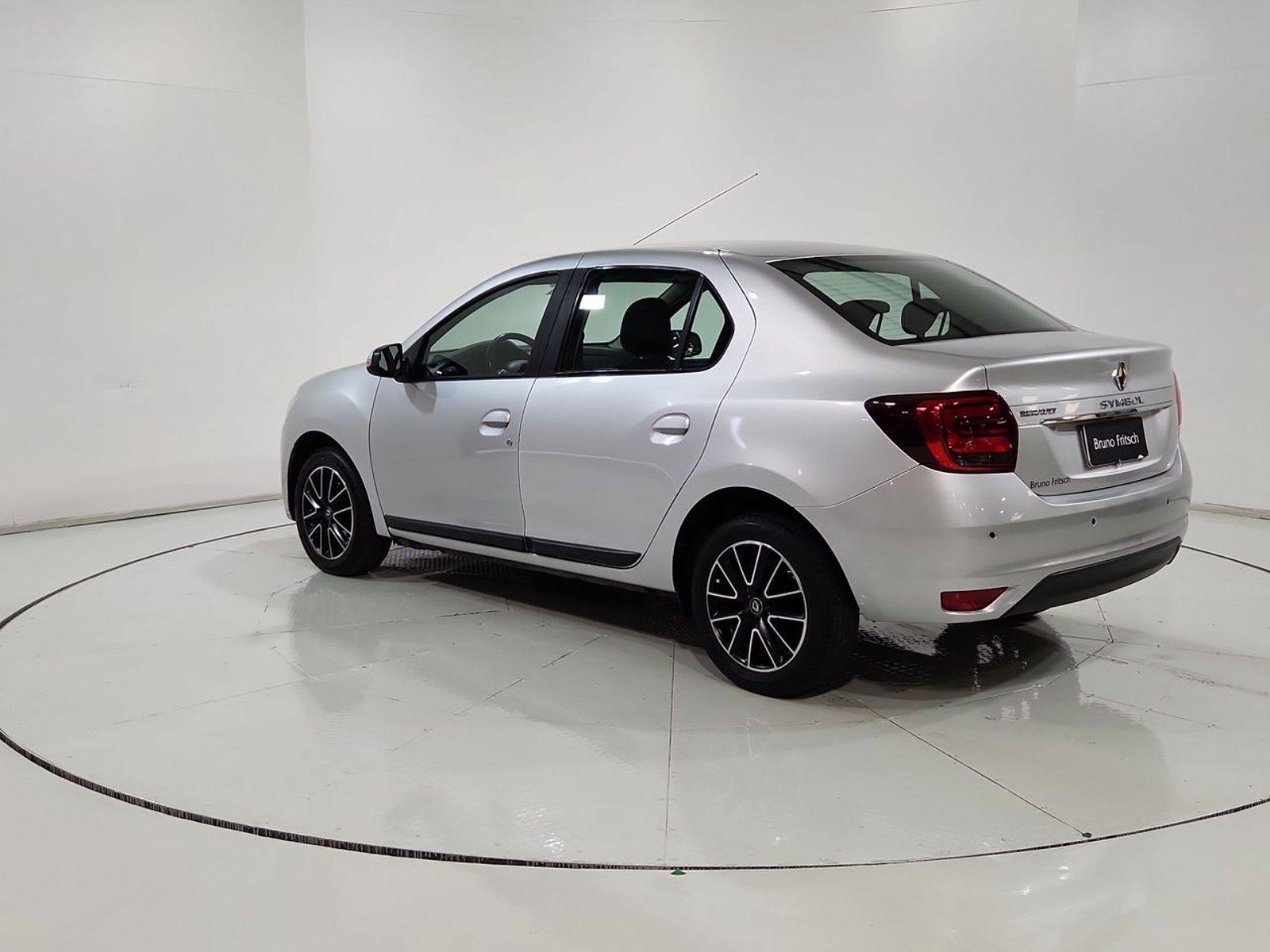 Renault SYMBOL 1.6 2018 - Imagen 7 de 20