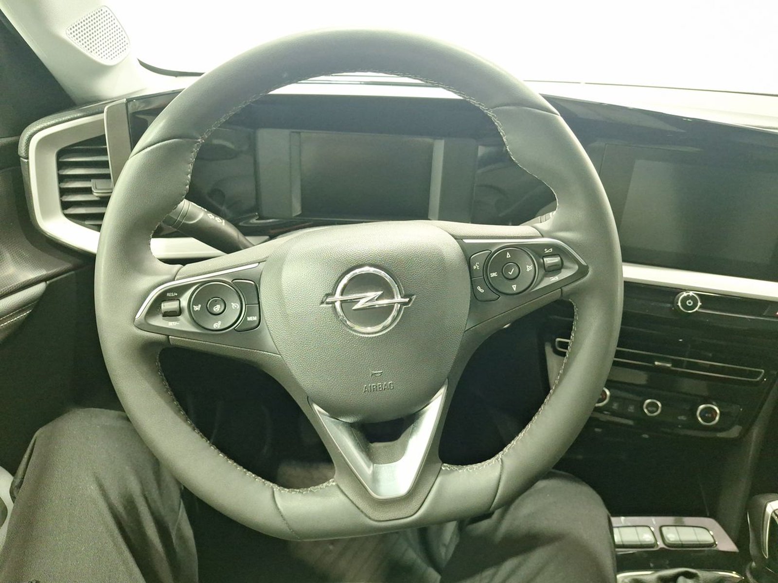 Opel MOKKA 4X2 1.2 2025 - Imagen 19 de 20