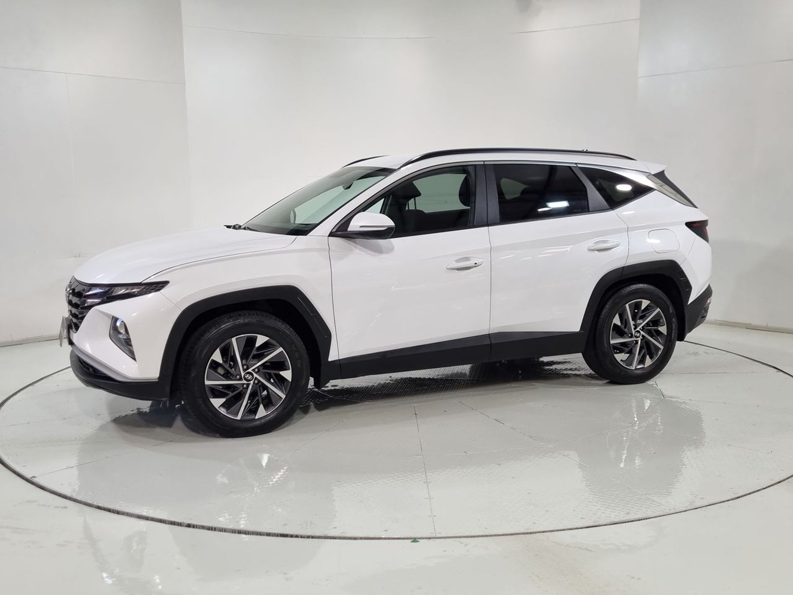 Hyundai TUCSON NX4 2.0 AUT 2024 - Imagen 4 de 20