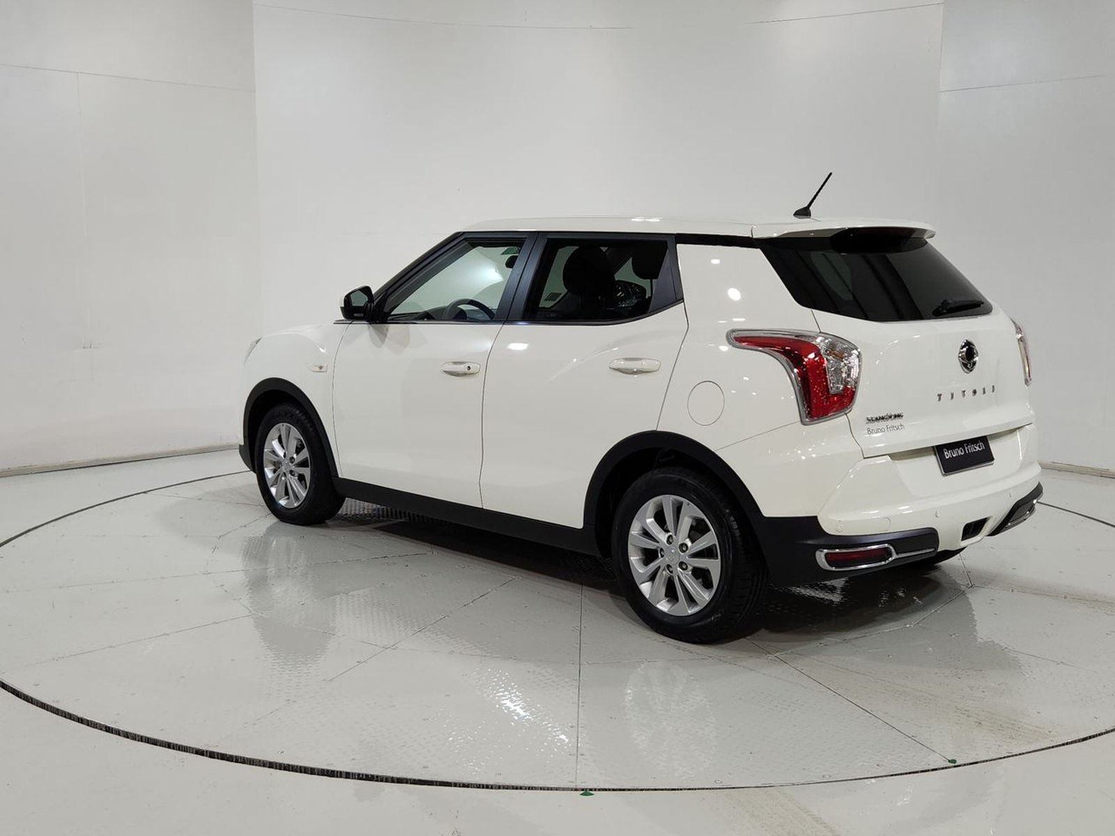 Ssangyong TIVOLI 1.6 2019 - Imagen 7 de 20