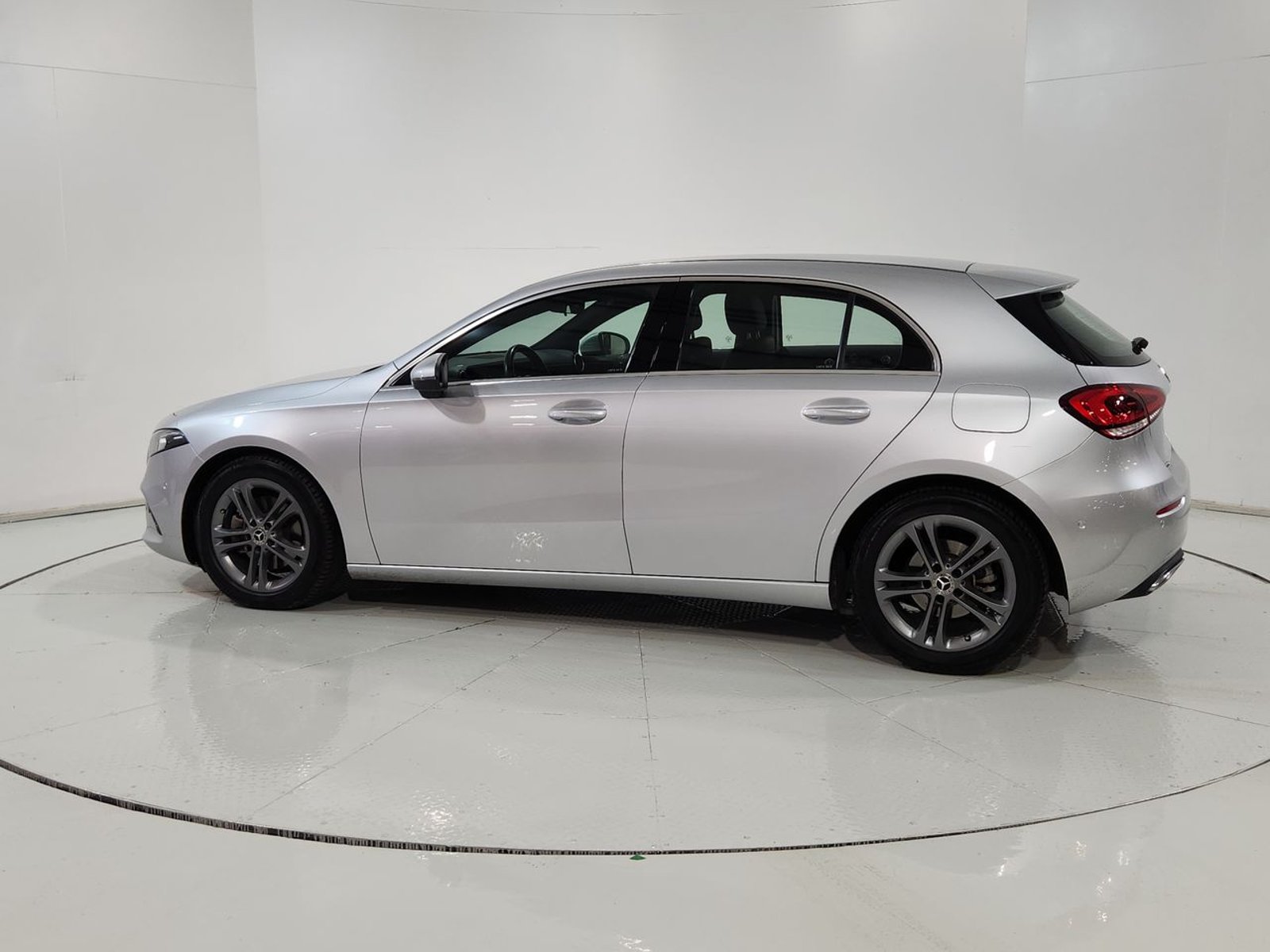 Mercedes benz A200 HB 1.9 AUT 2020 - Imagen 6 de 20