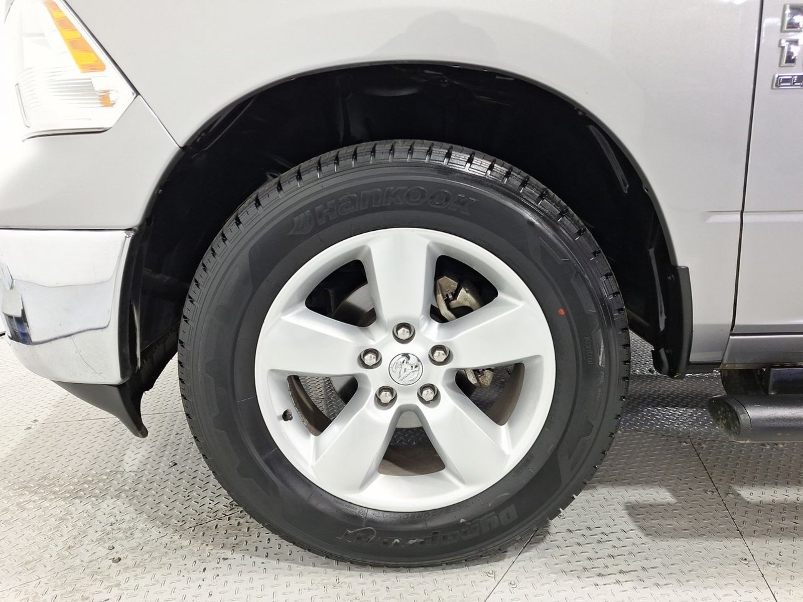 Ram 1500 CREW CAB SPORT DCAB 4X4 3.6 AT 2023 - Imagen 14 de 20