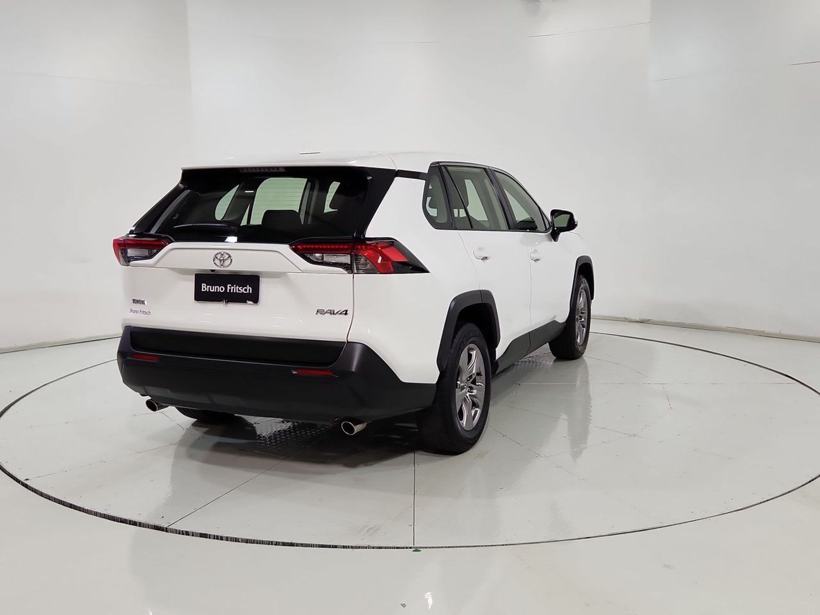 Toyota RAV4 4X2 2.0 AUT 2025 - Imagen 10 de 20