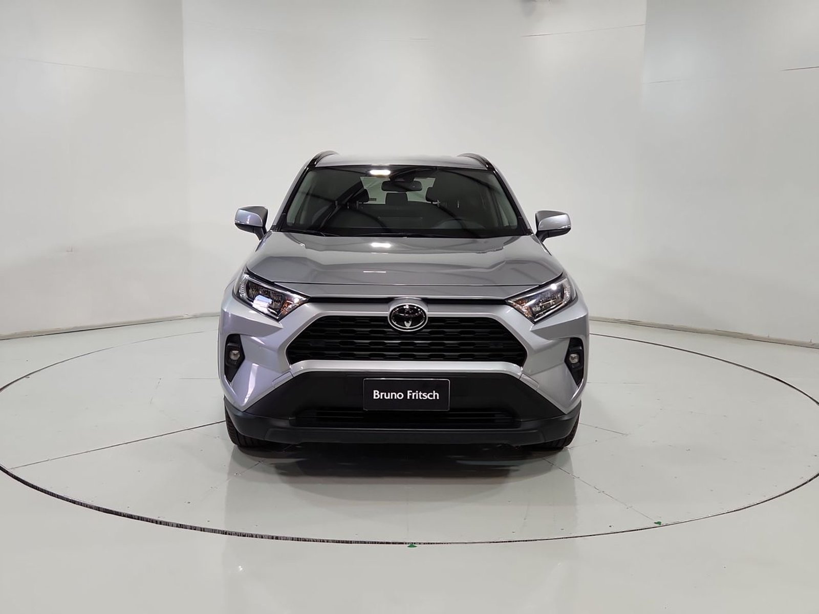 Toyota RAV4 4X2 2.0 AUT 2024 - Imagen 17 de 20