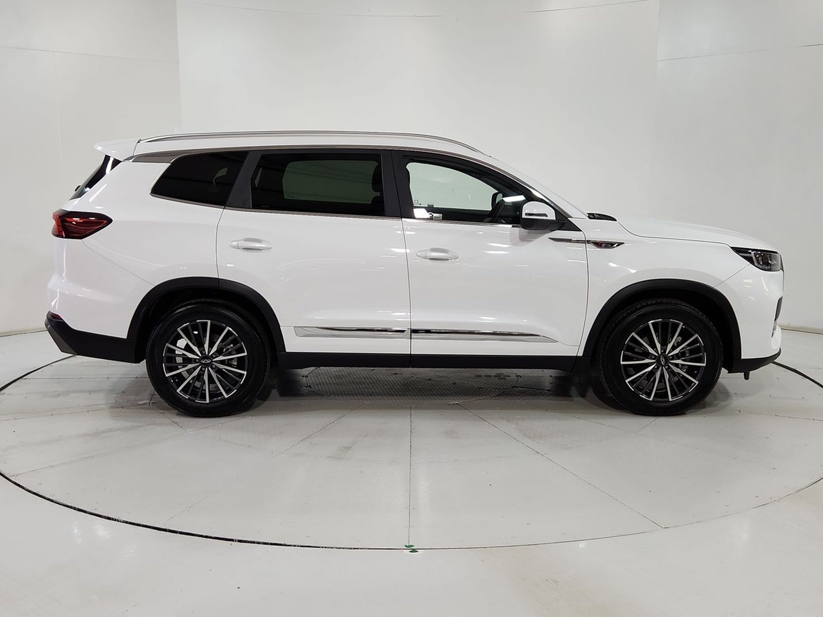 Chery TIGGO 8 PRO MAX TIGGO 8 PRO GLX DCT 1.6 AT 2025 - Imagen 13 de 20