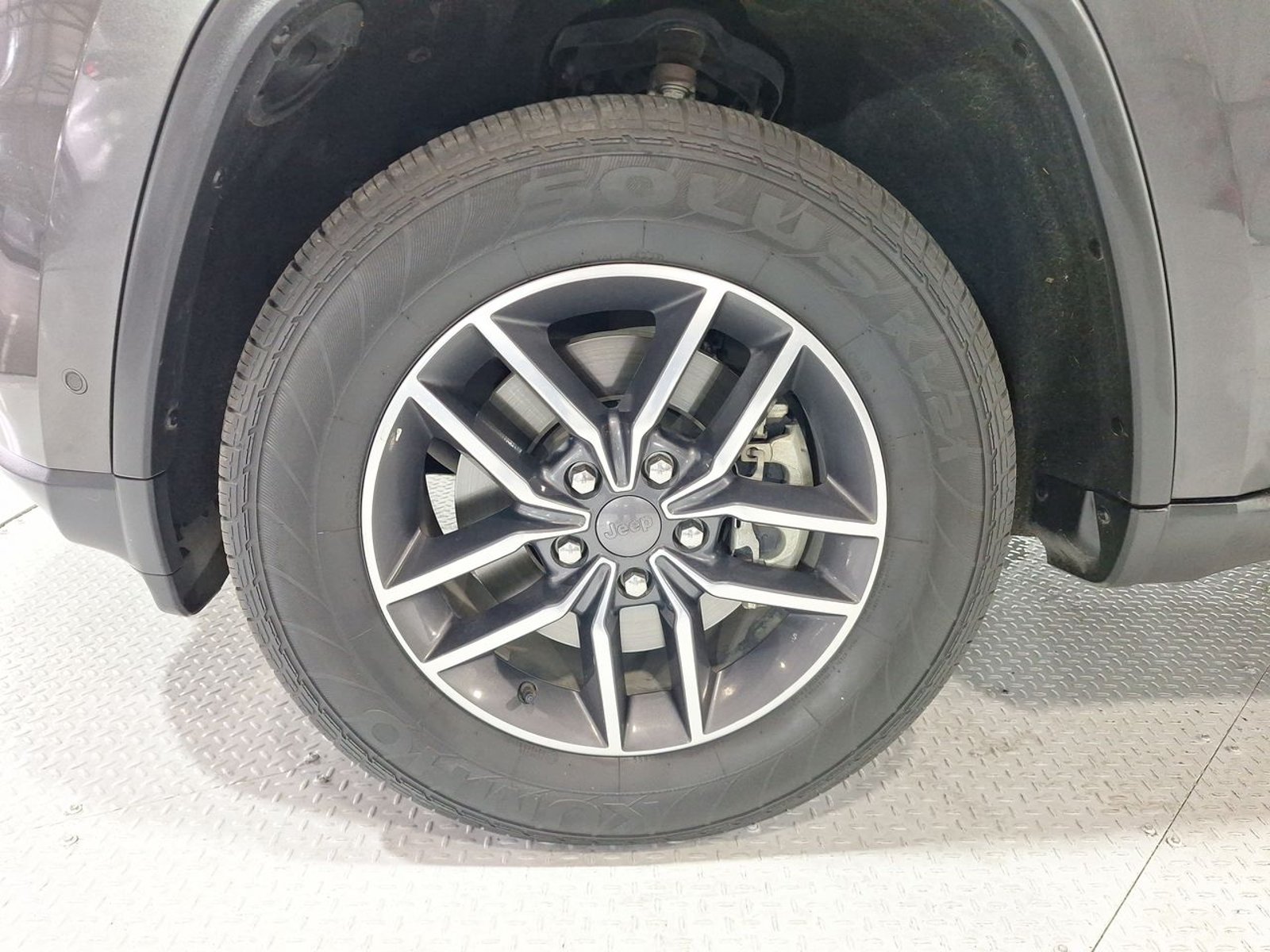 Jeep GRAND CHEROKEE LAREDO 4X4 3.6 AUT 2019 - Imagen 14 de 20