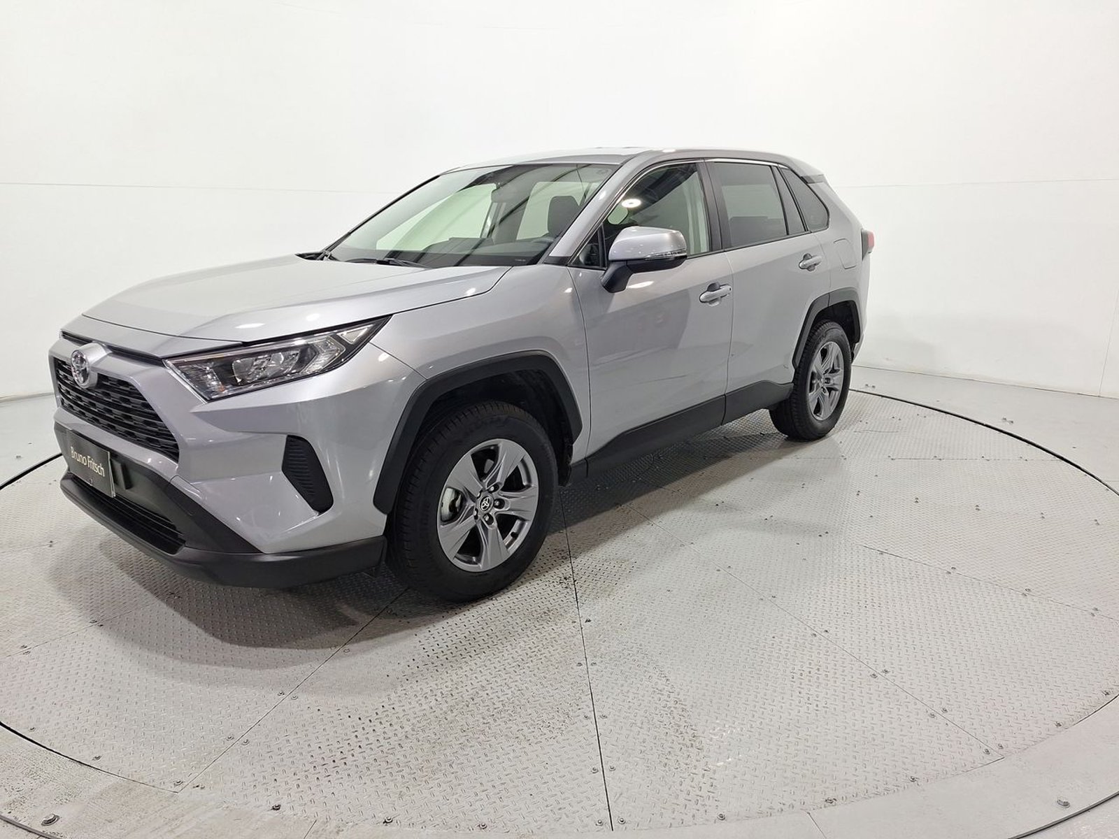 Toyota RAV4 4X2 2.0 2025 - Imagen 3 de 20