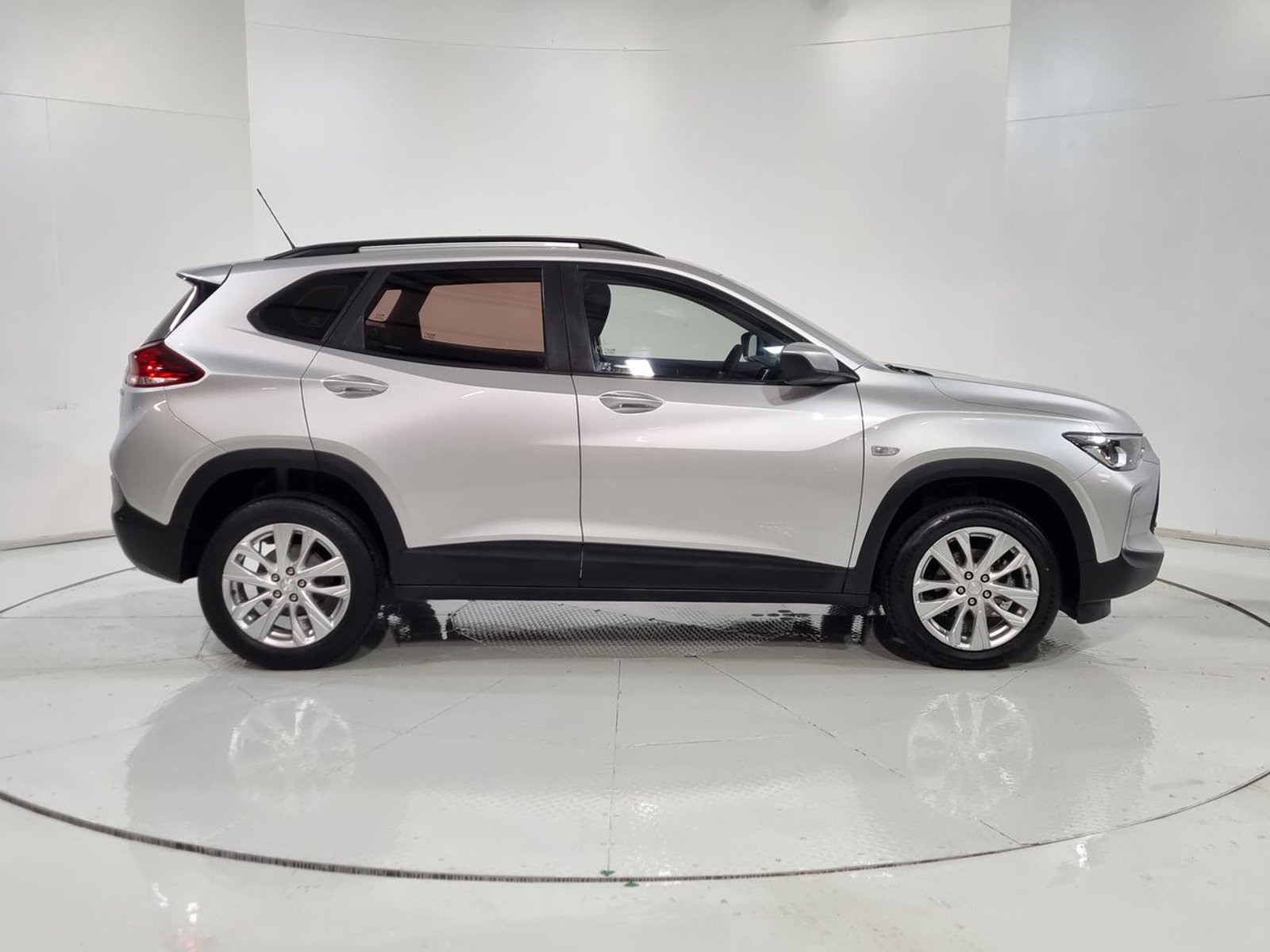 Chevrolet TRACKER 1.2T 2021 - Imagen 13 de 20