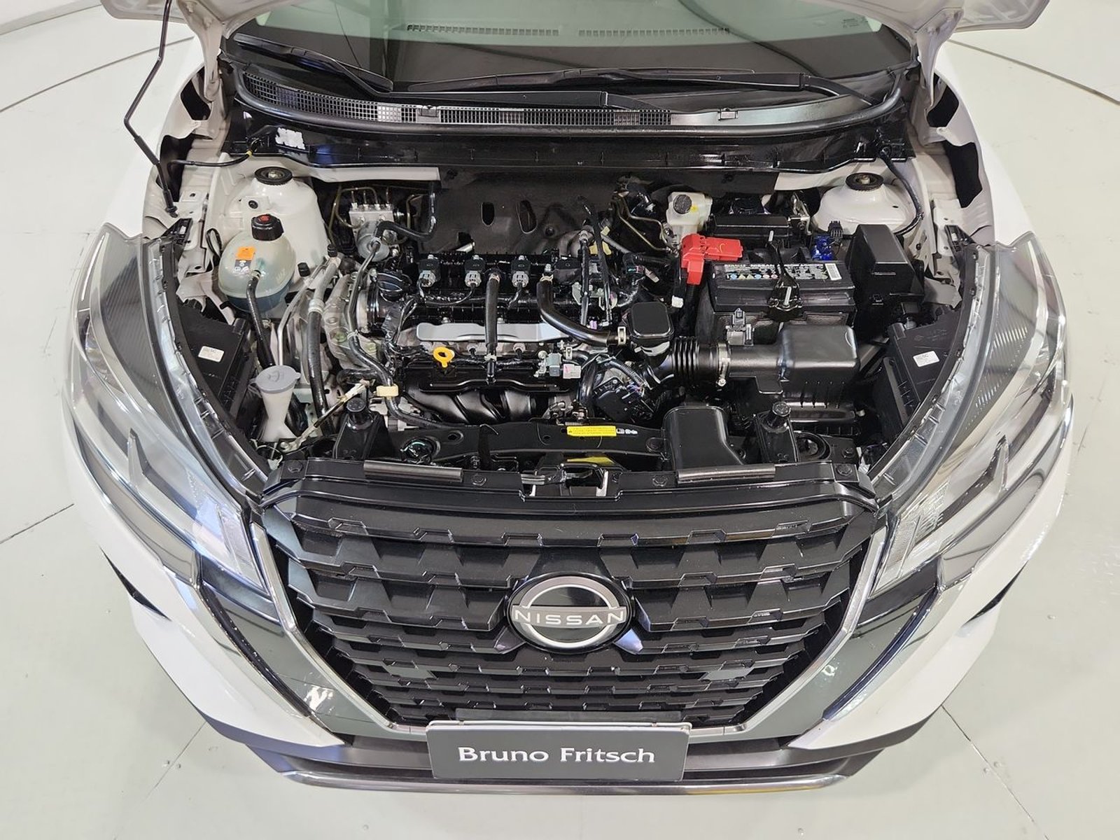 Nissan KICKS MT 1.6 2023 - Imagen 19 de 20