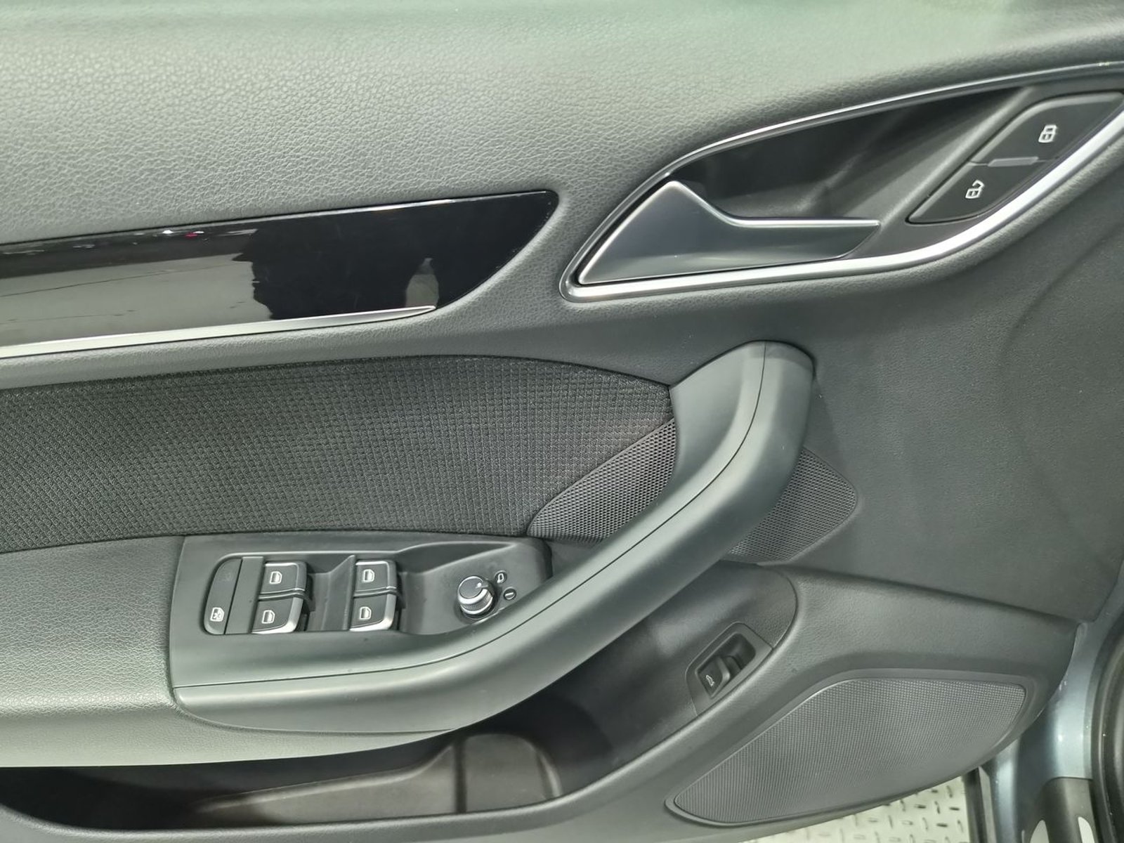 Audi Q3 TFSI 1.4 AUT 2019 - Imagen 16 de 20