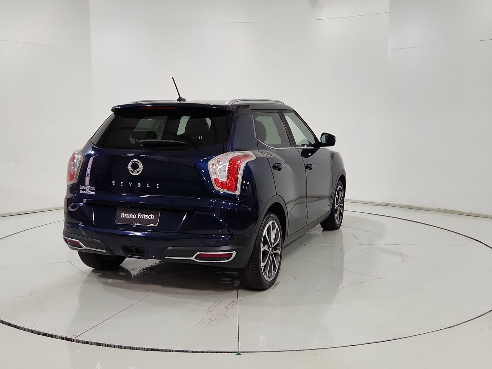 Ssangyong TIVOLI 1.6 AUT 2019 - Imagen 10 de 20