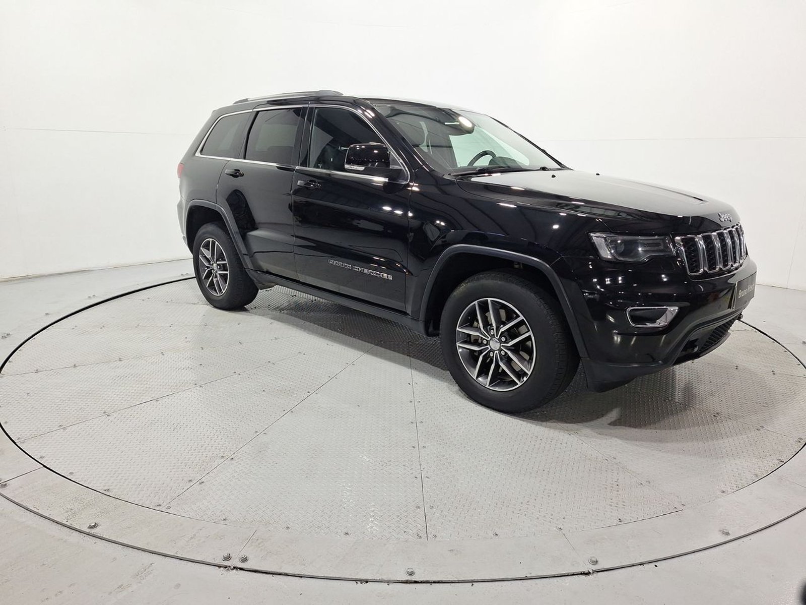 Jeep GRAND CHEROKEE LAREDO 4X4 3.6 AUT 2019 - Imagen 11 de 20