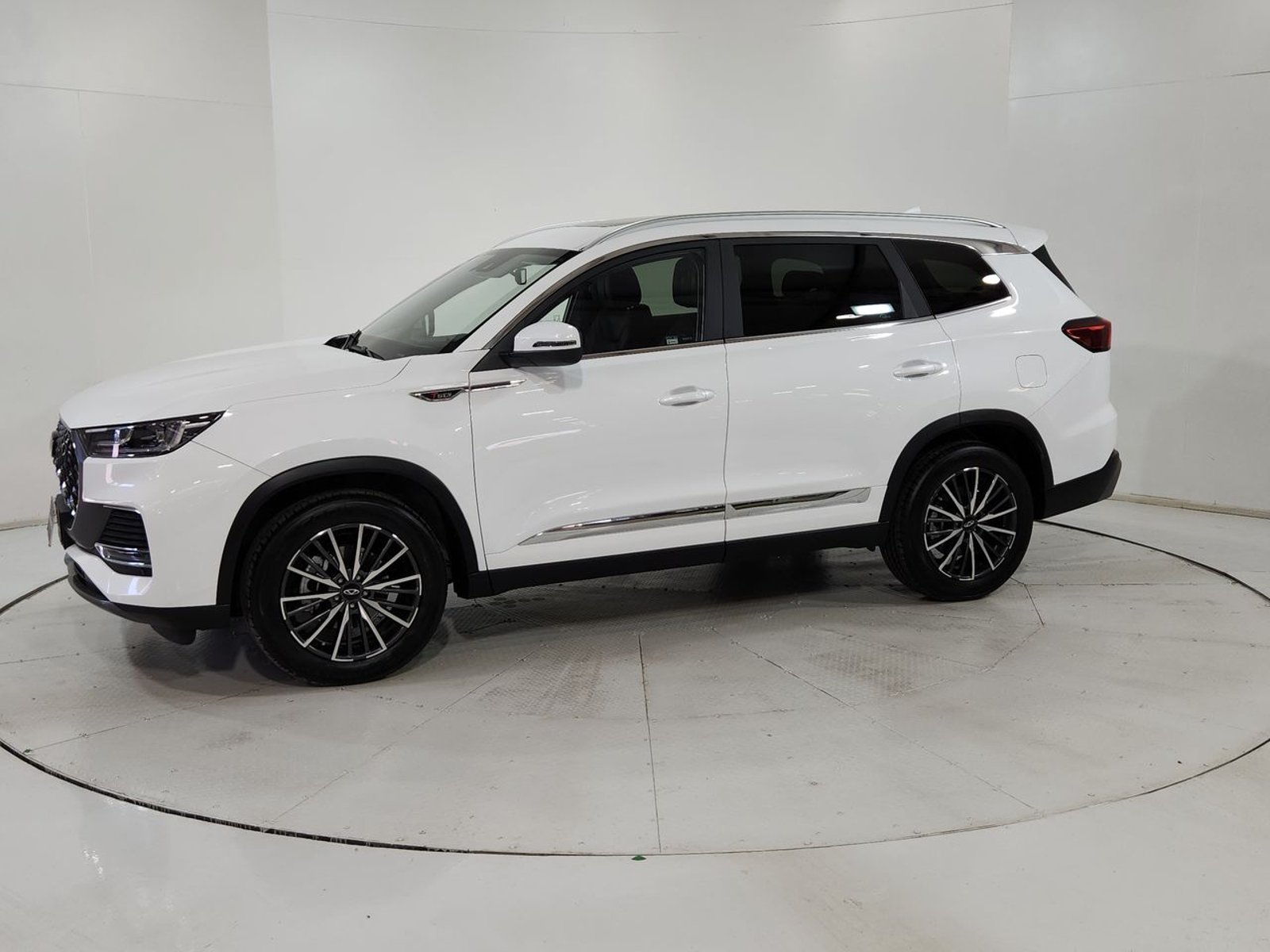 Chery TIGGO 8 PRO MAX TIGGO 8 PRO GLX DCT 1.6 AT 2025 - Imagen 4 de 20