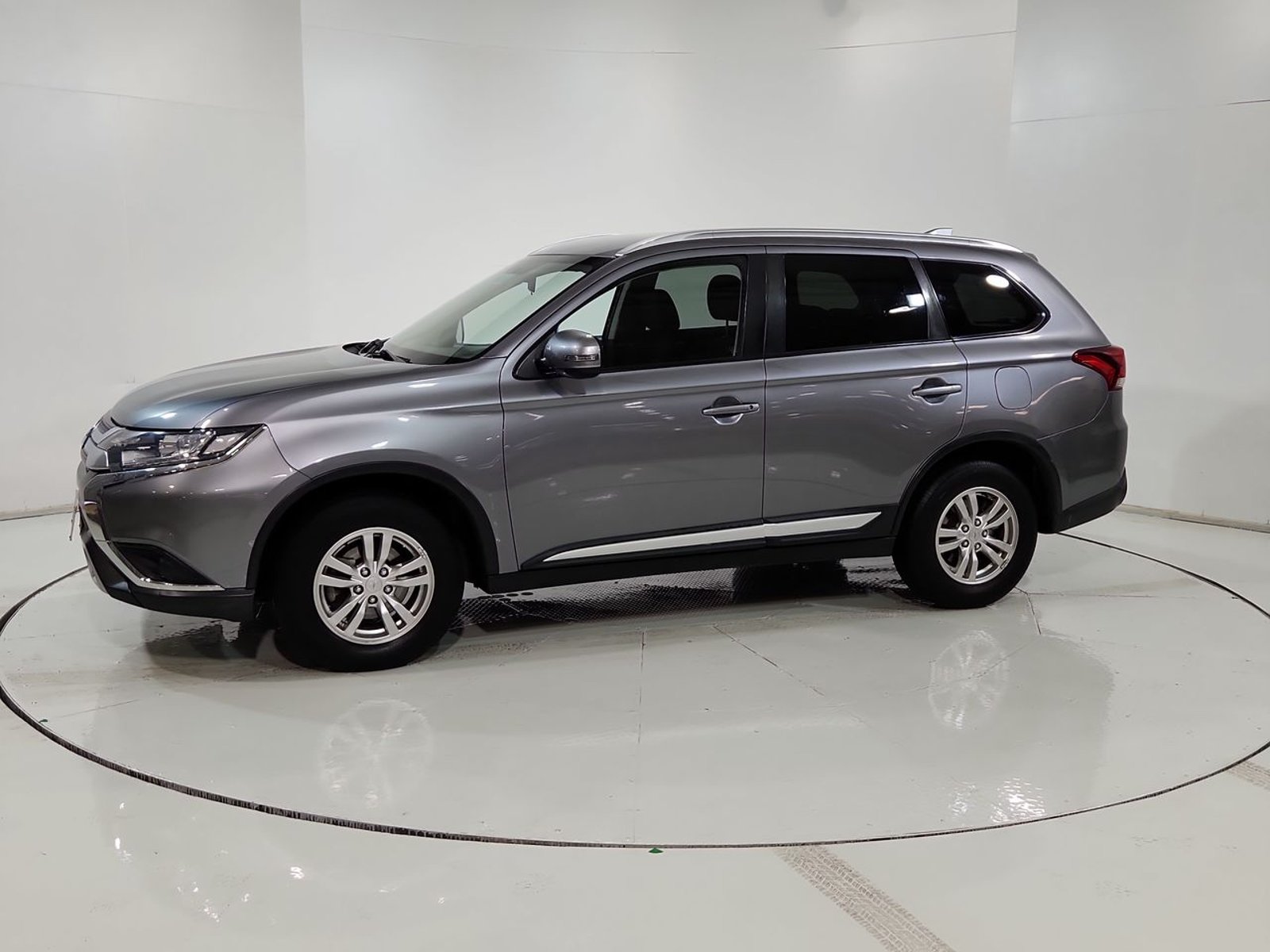 Mitsubishi OUTLANDER NEW OUTLANDER 2.0 2019 - Imagen 4 de 20