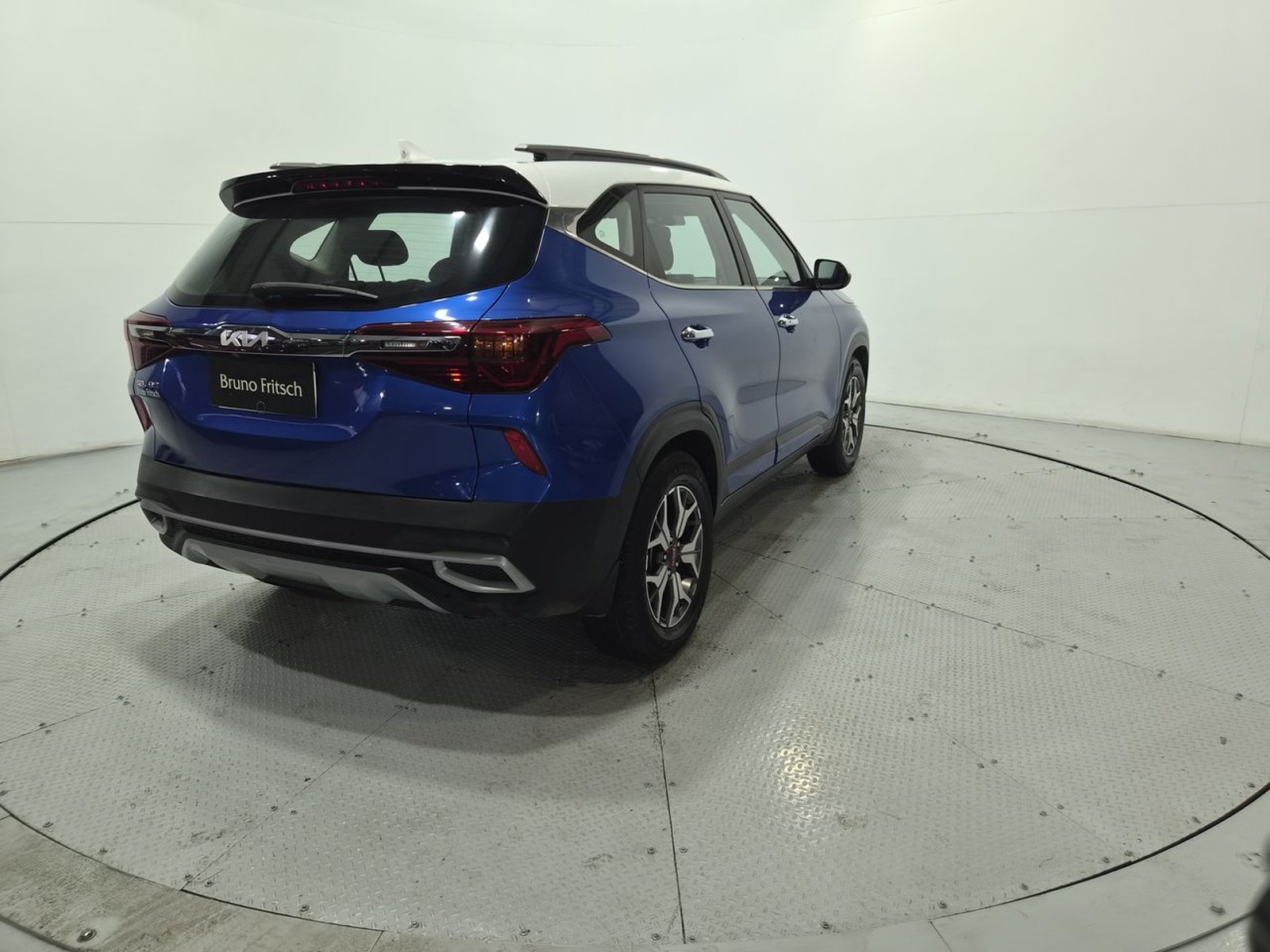 Kia SELTOS MPI 6MT 1.6 2022 - Imagen 8 de 20