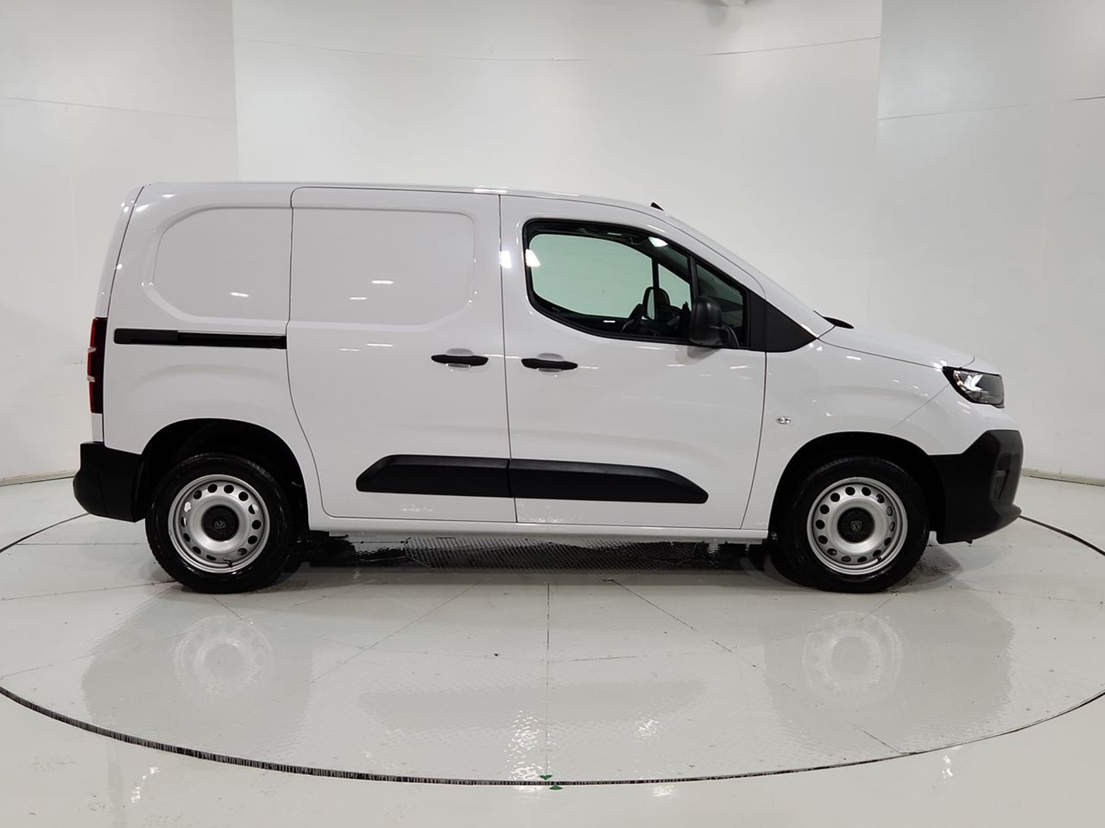 Peugeot PARTNER L1 1.5 2026 - Imagen 13 de 20