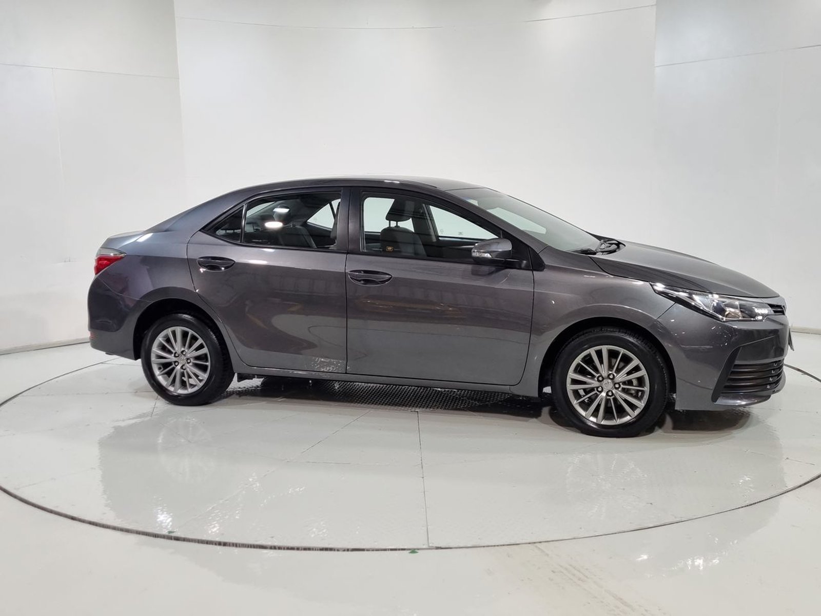 Toyota COROLLA XLI 1.8 AUT 2018 - Imagen 14 de 20