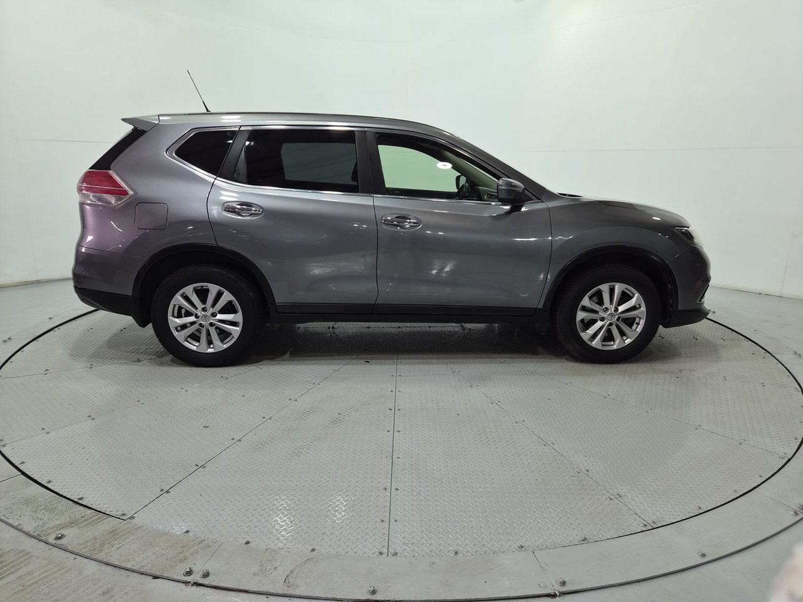 Nissan X-TRAIL X TRAIL SENSE 2.5 AUT 2017 - Imagen 10 de 20