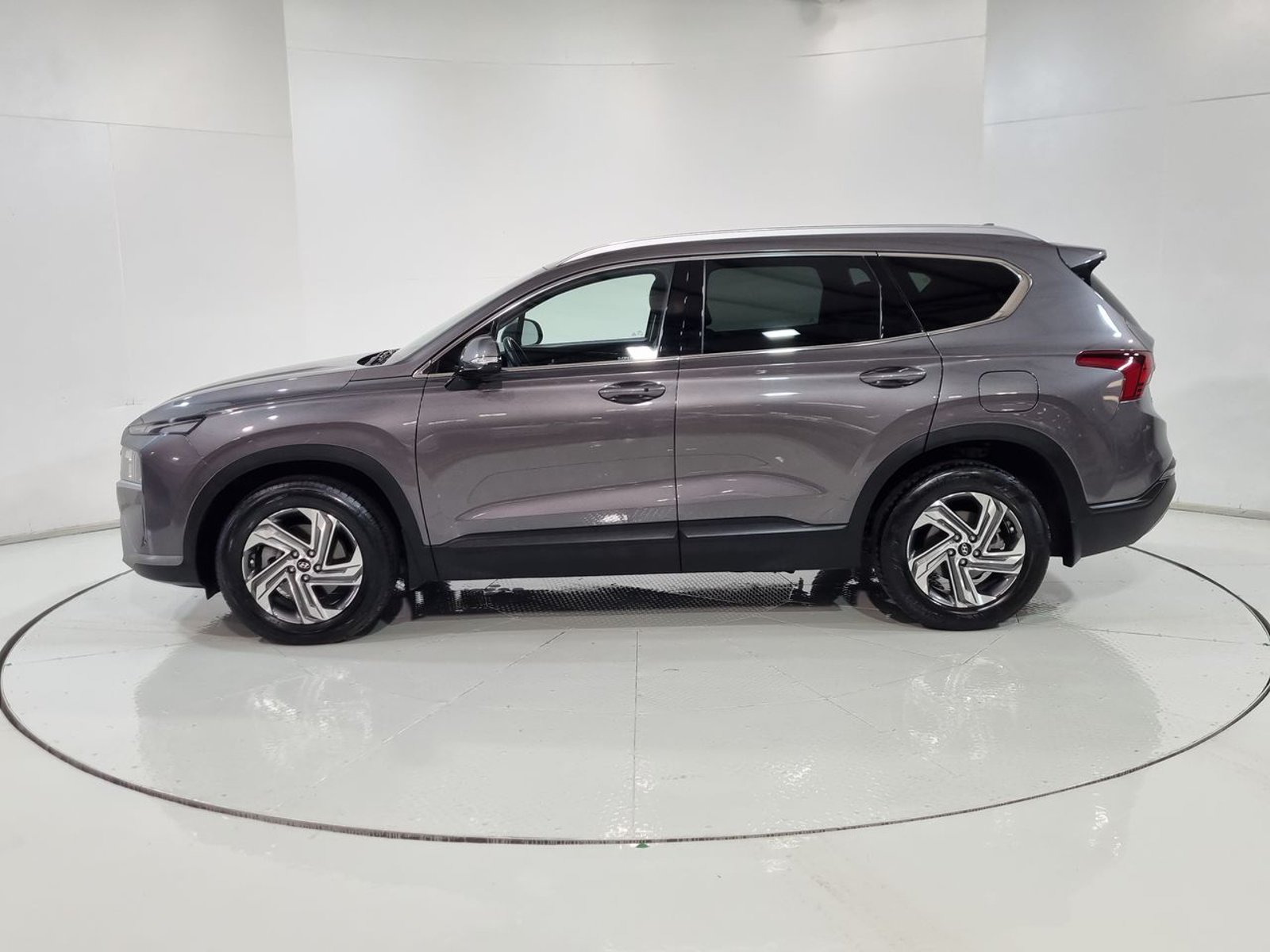 Hyundai SANTA FE CRDI 8DCT 4X4 2.2 AUT 2023 - Imagen 5 de 20