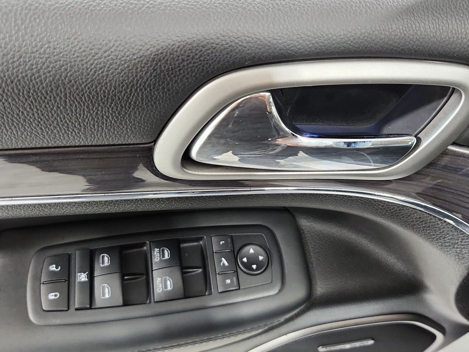 Jeep GRAND CHEROKEE G CHEROKEE OVERLAND 4X4 5.7 AUT 2018 - Imagen 20 de 20