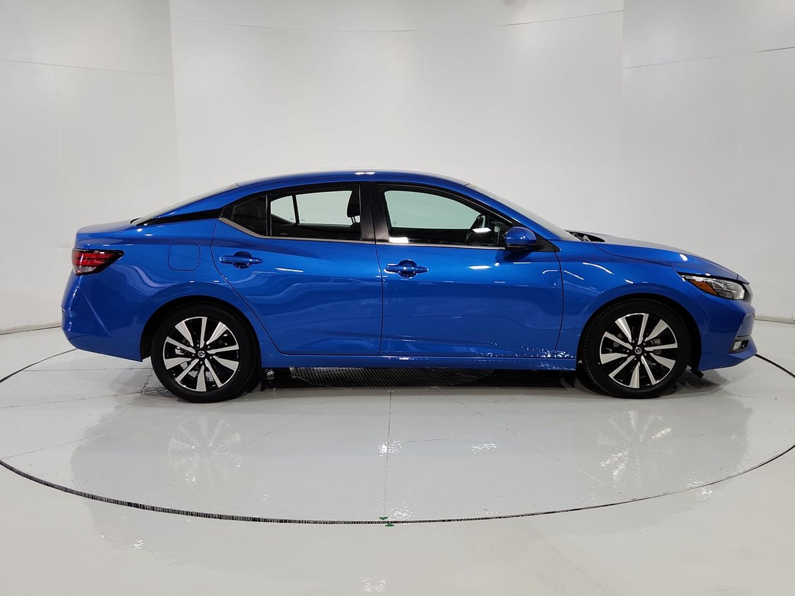 Nissan SENTRA B18 CVT 2.0 AUT 2022 - Imagen 13 de 20