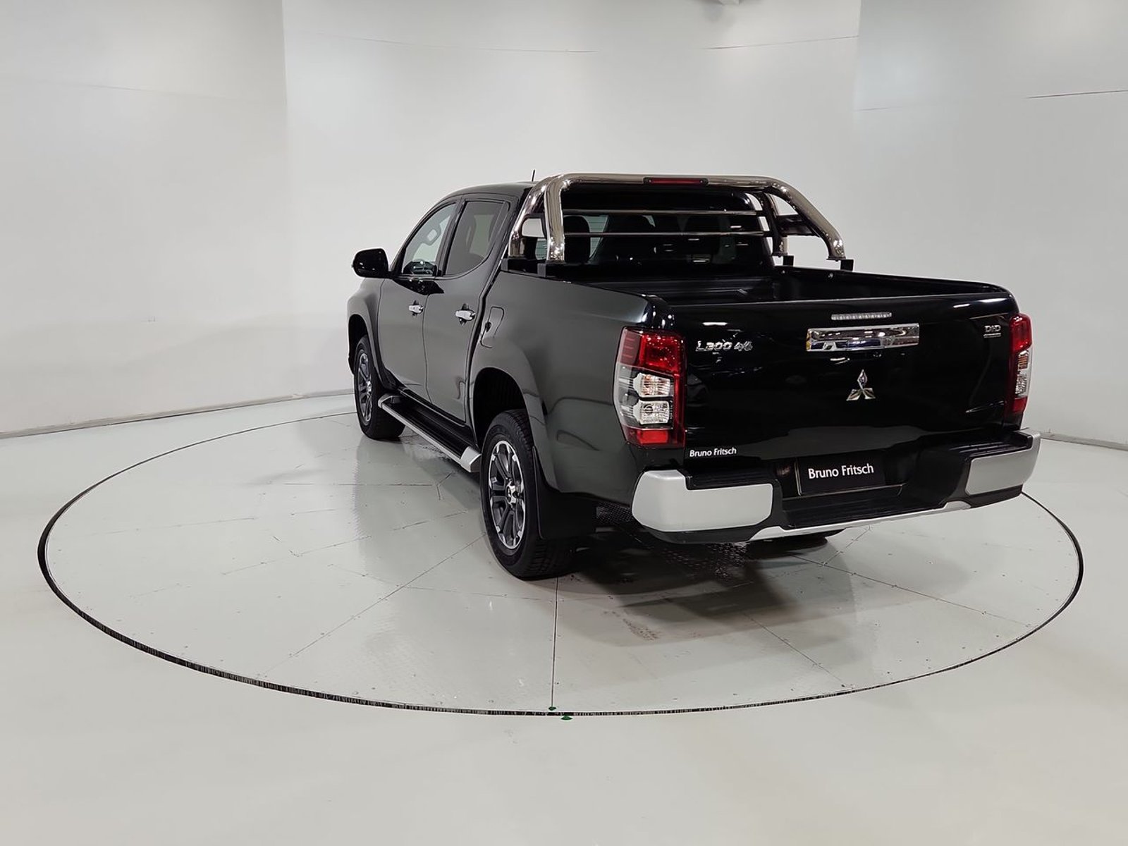 Mitsubishi L200 DAKAR 4X4 2.4 2021 - Imagen 8 de 20