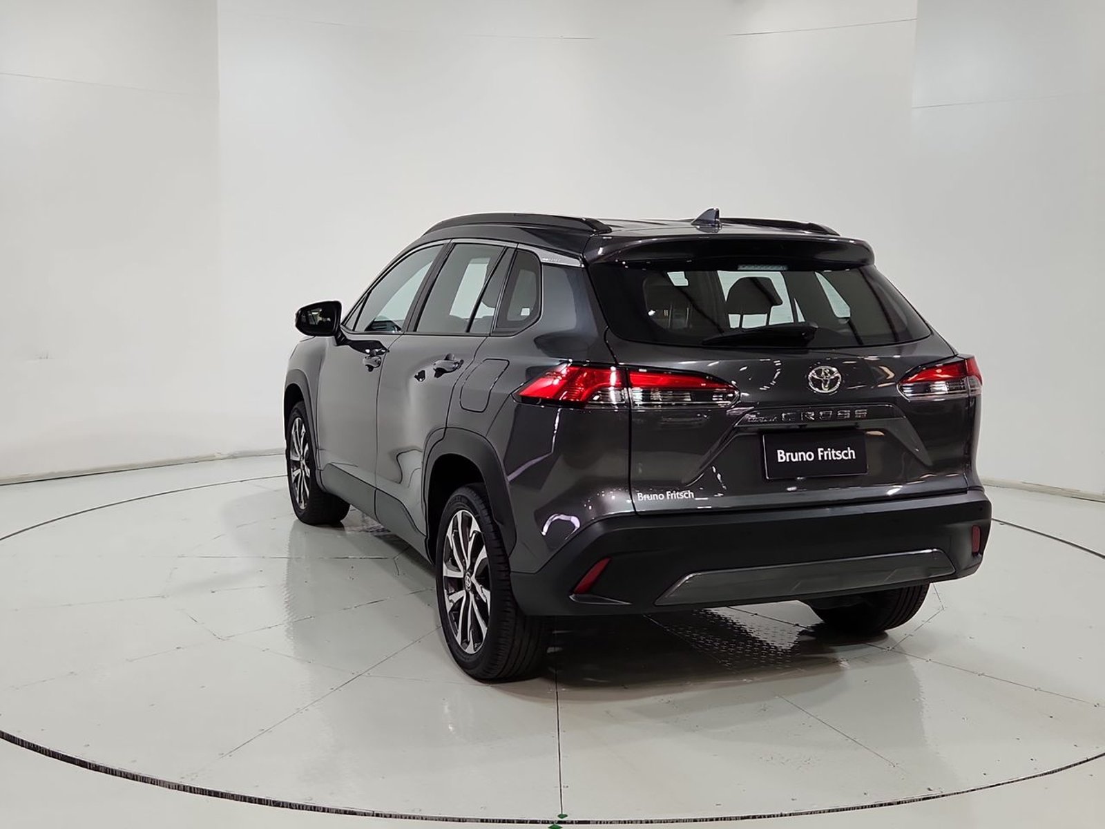 Toyota COROLLA CROSS 4X2 2.0 AUT 2024 - Imagen 8 de 20