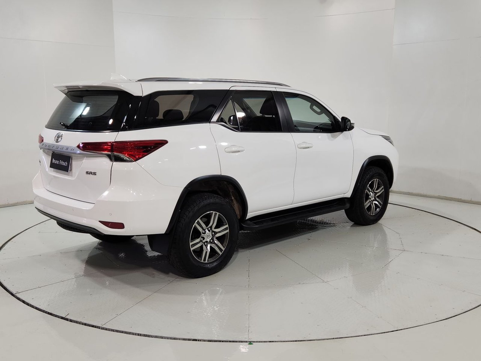 Toyota FORTUNER 2.7 2022 - Imagen 11 de 20