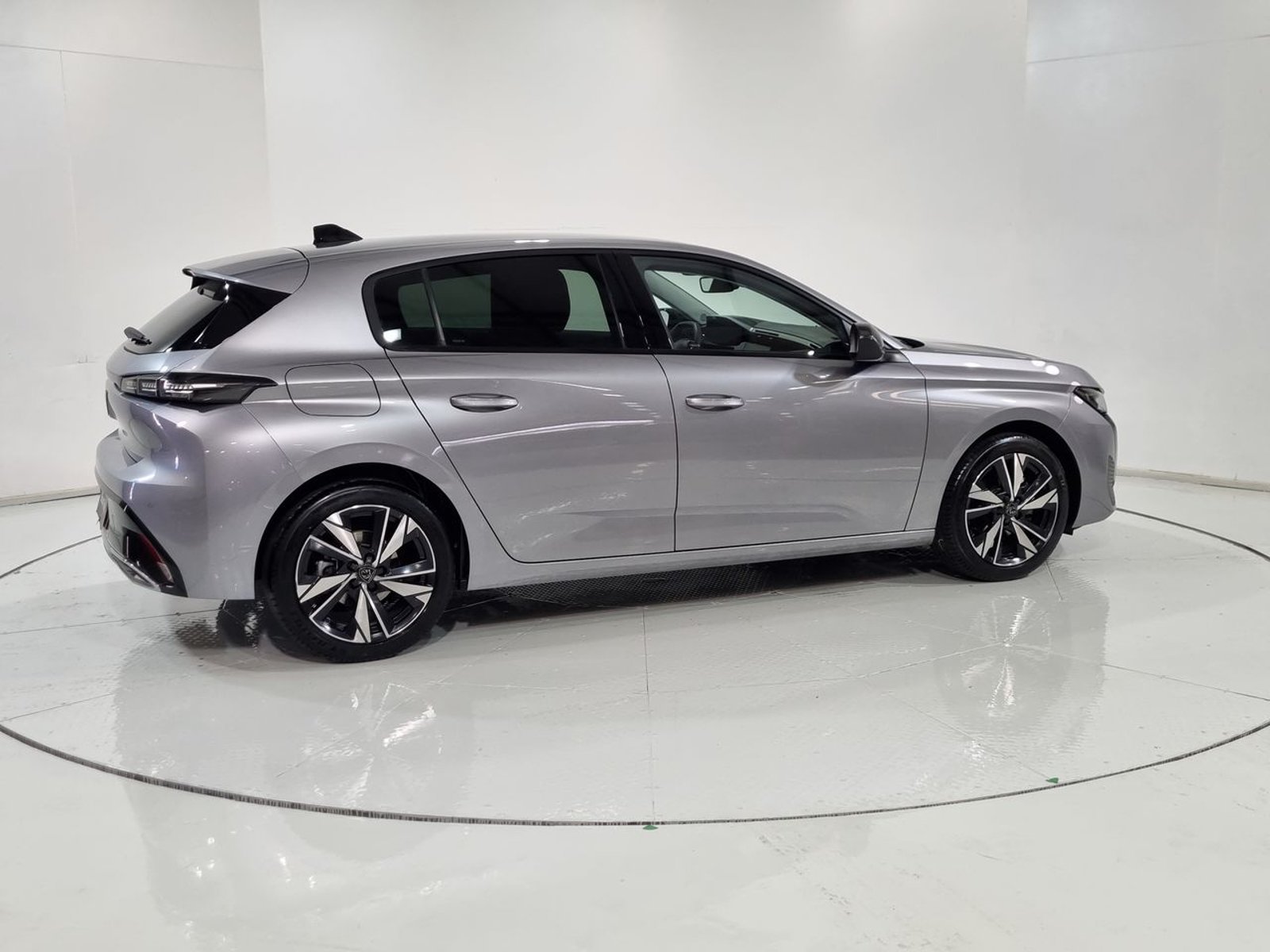 Peugeot 308 1.2 2024 - Imagen 12 de 20
