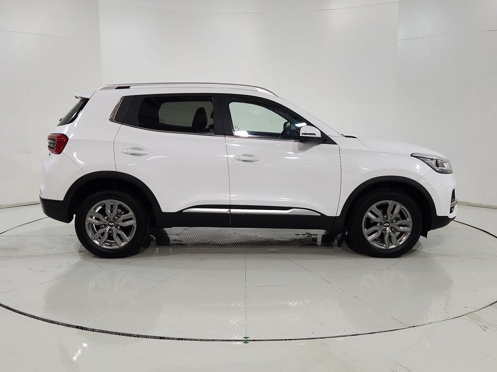 Chery TIGGO 3 1.5 2023 - Imagen 13 de 20