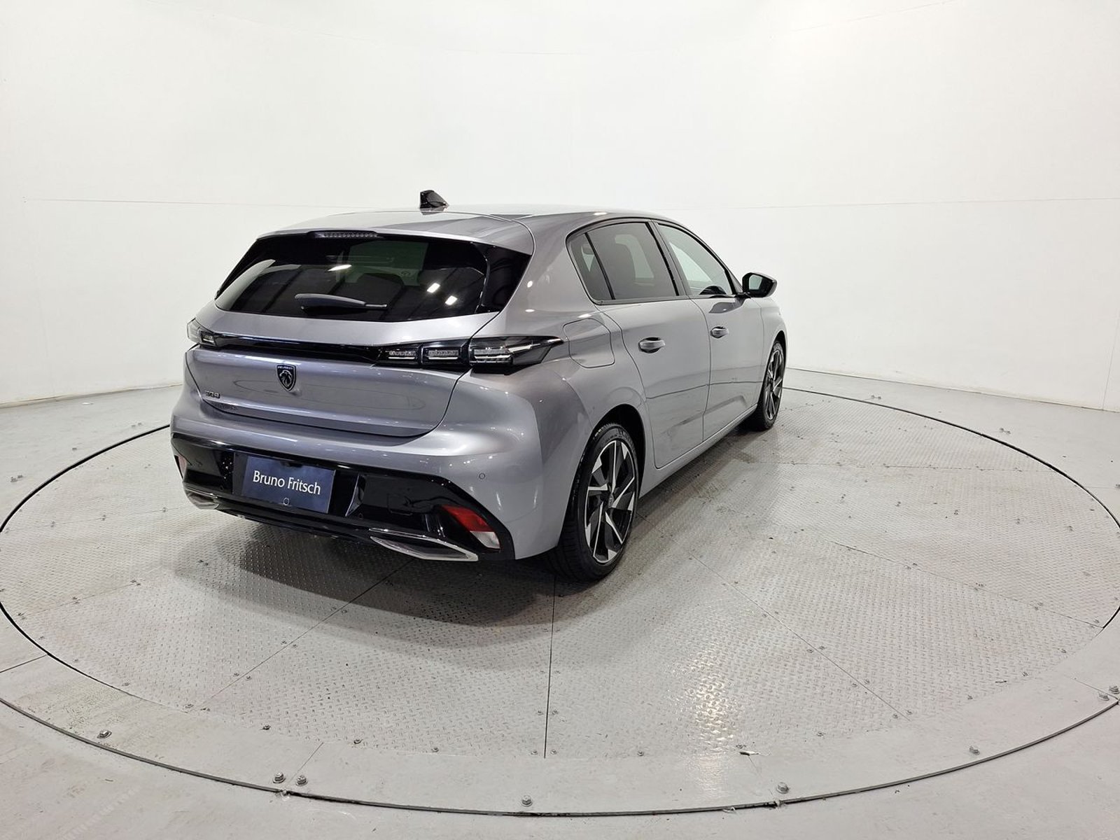 Peugeot 308 PURETECH 1.2 AUT 2024 - Imagen 8 de 20