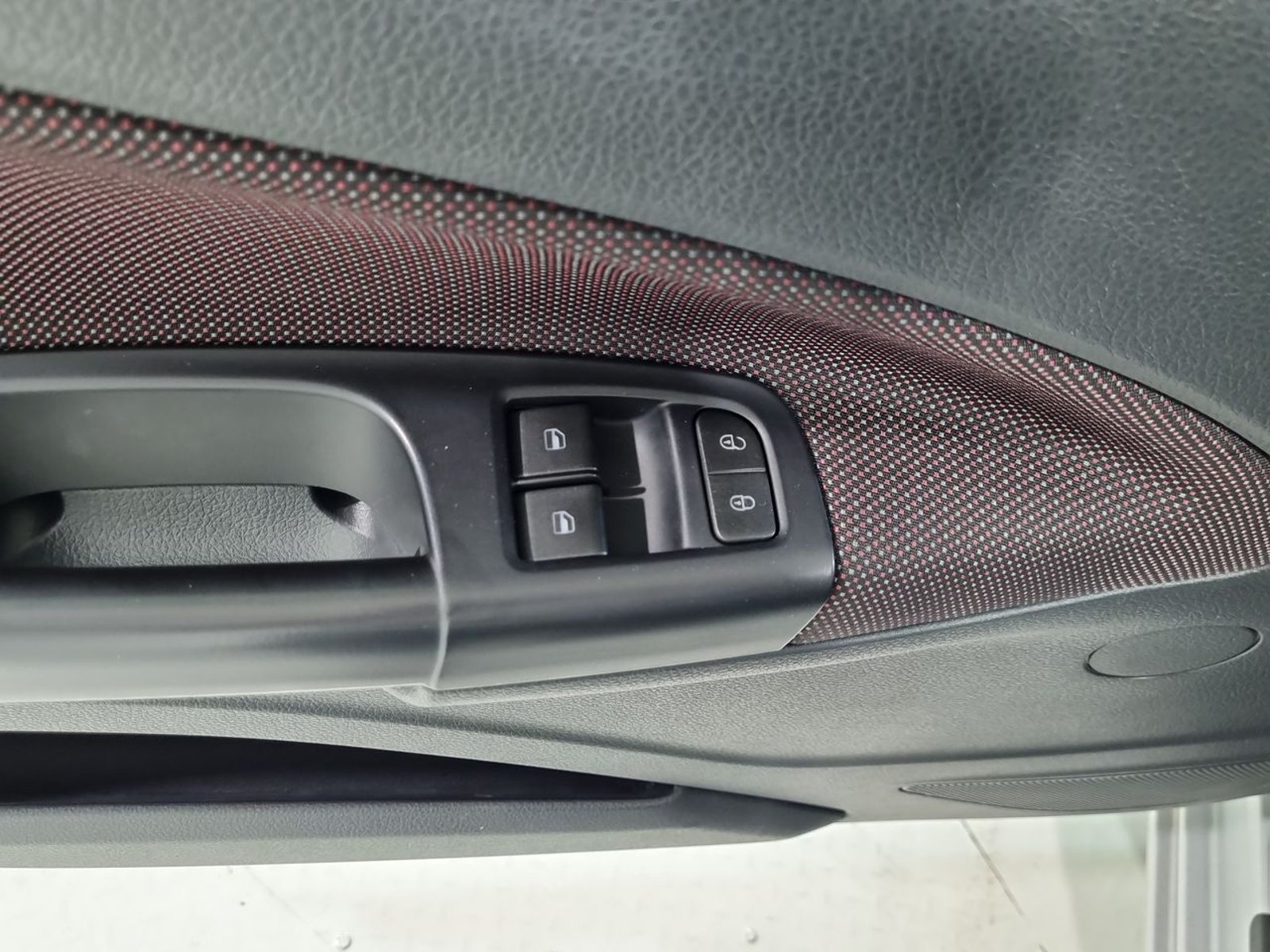 Volkswagen VOYAGE 1.6 AUT 2022 - Imagen 20 de 20