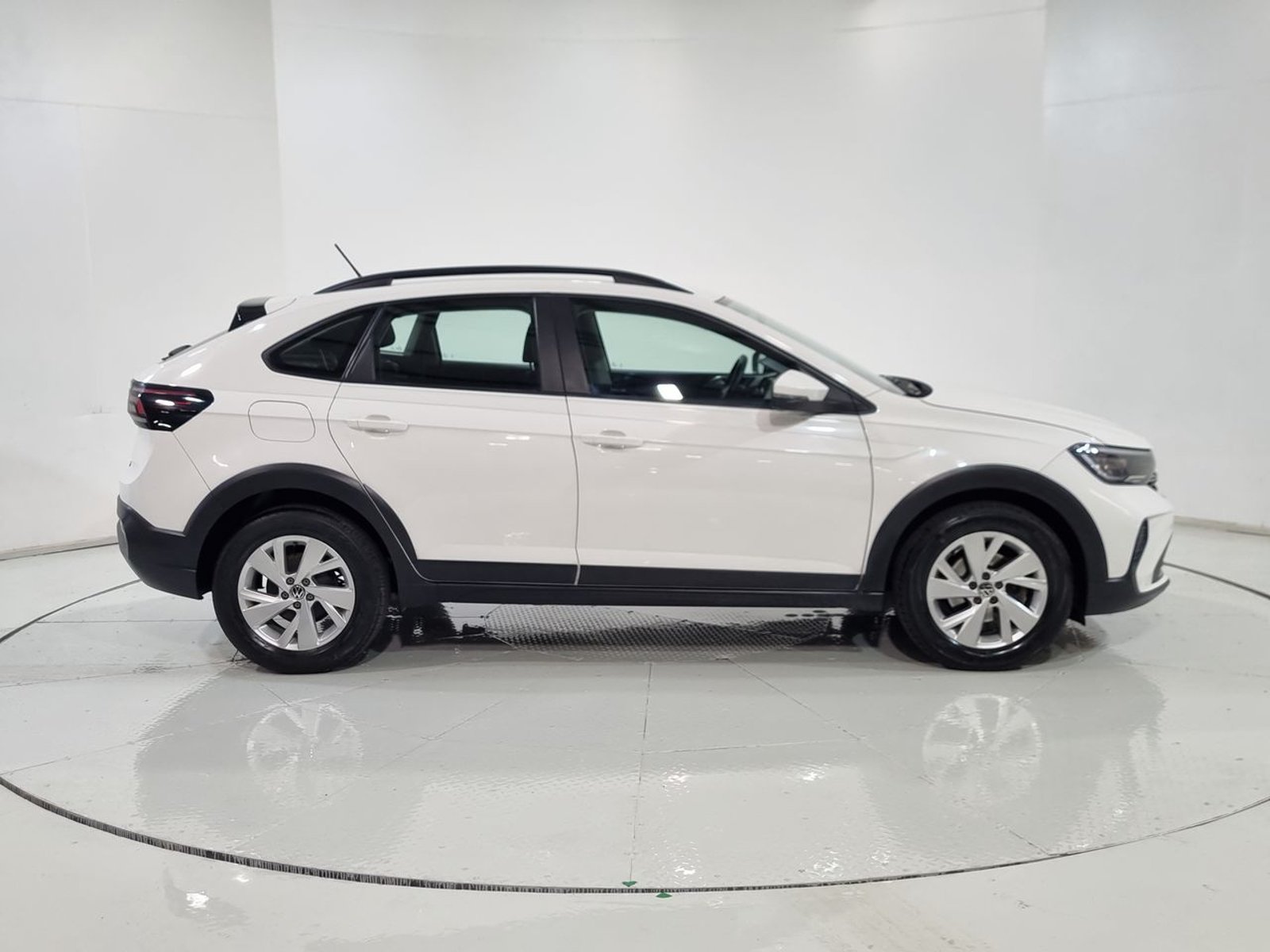 Volkswagen NIVUS TSI 1.0 2022 - Imagen 13 de 20