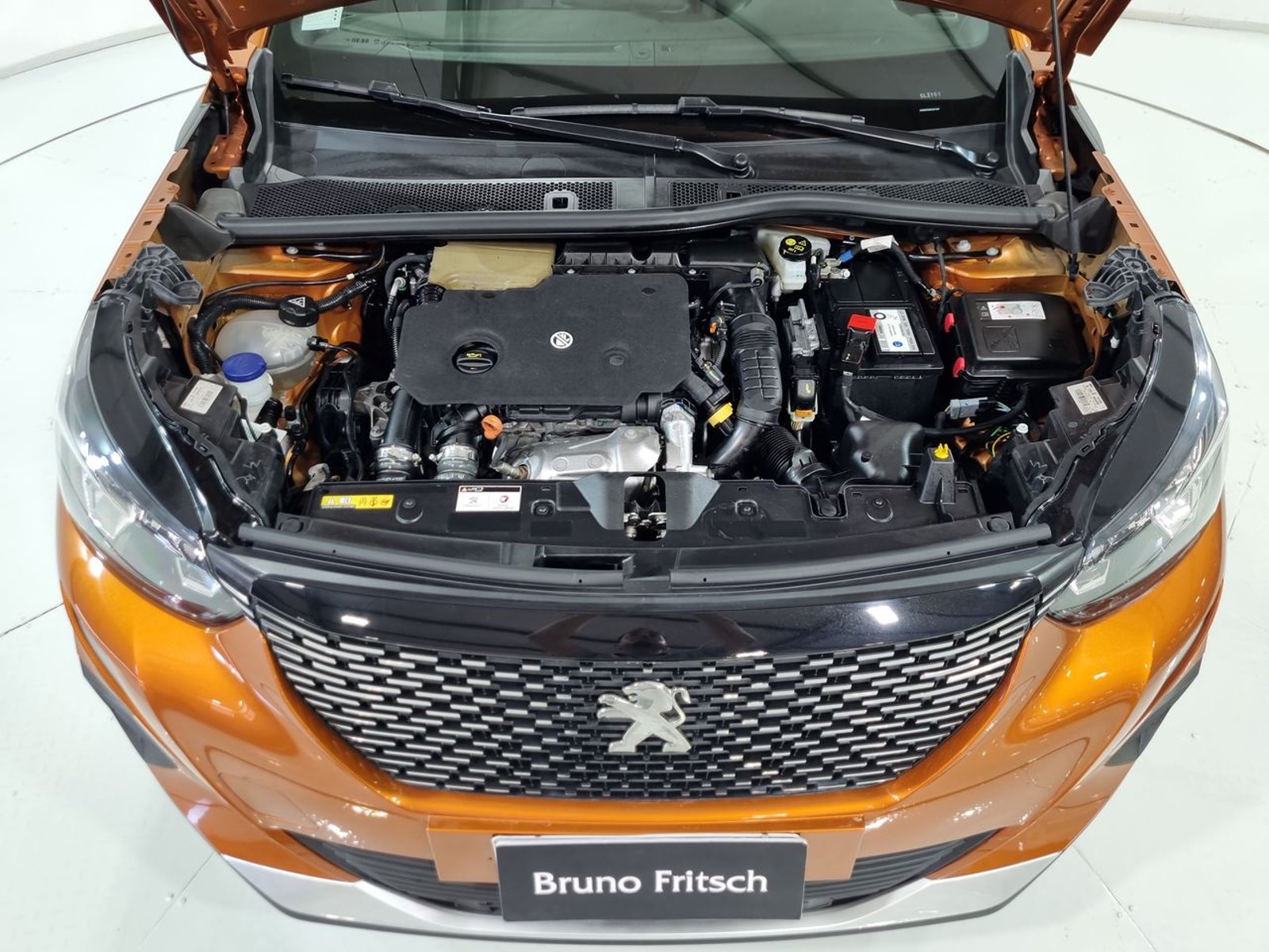 Peugeot 2008 BLUE HDI 130 EAT8 1.5 AUT 2023 - Imagen 19 de 20
