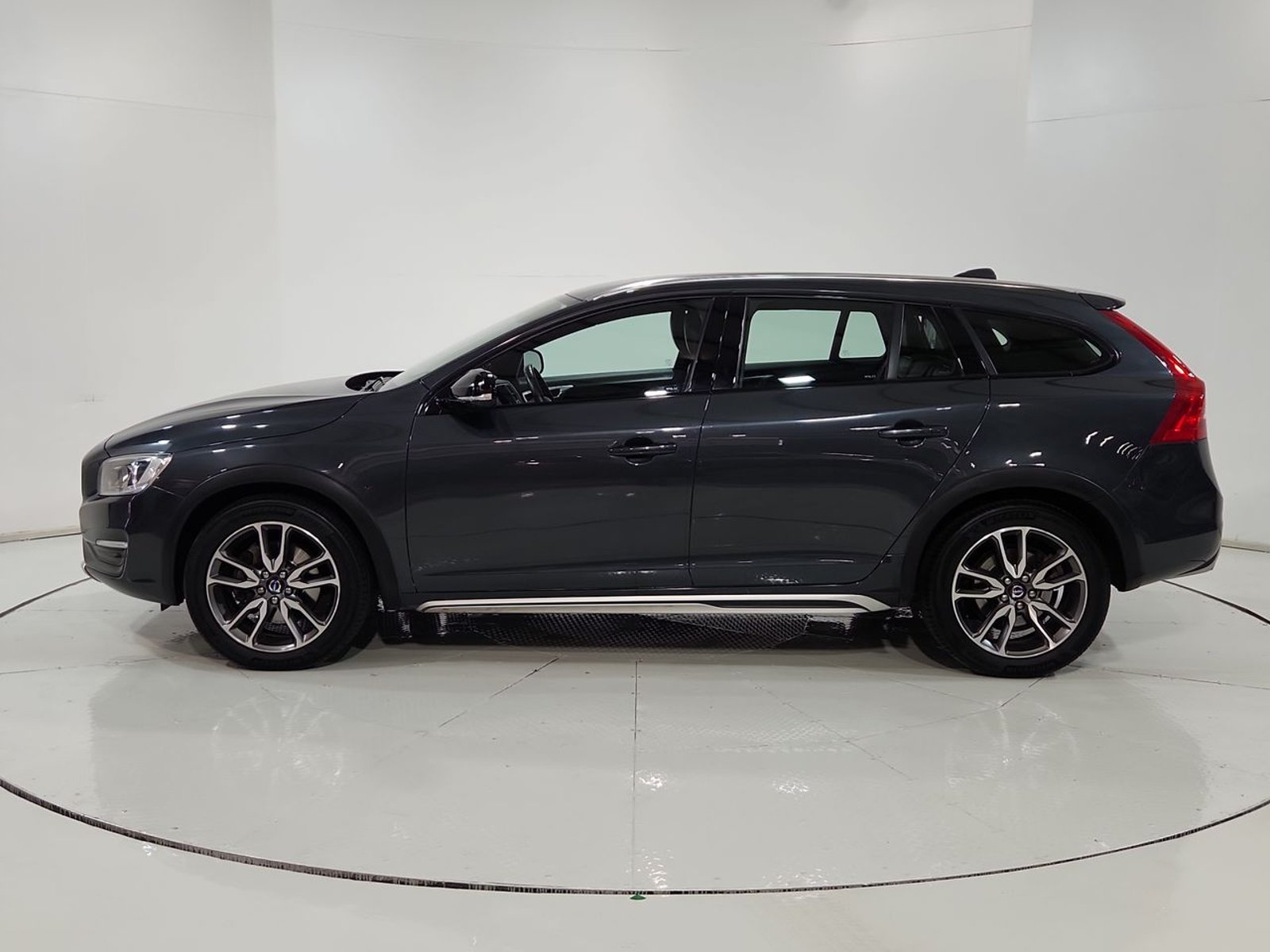 Volvo V60 CC T5 COMFORT AWD 2.5 2016 - Imagen 5 de 20