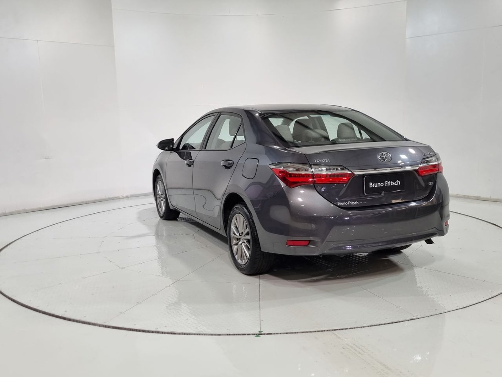 Toyota COROLLA XLI 1.8 AUT 2018 - Imagen 8 de 20