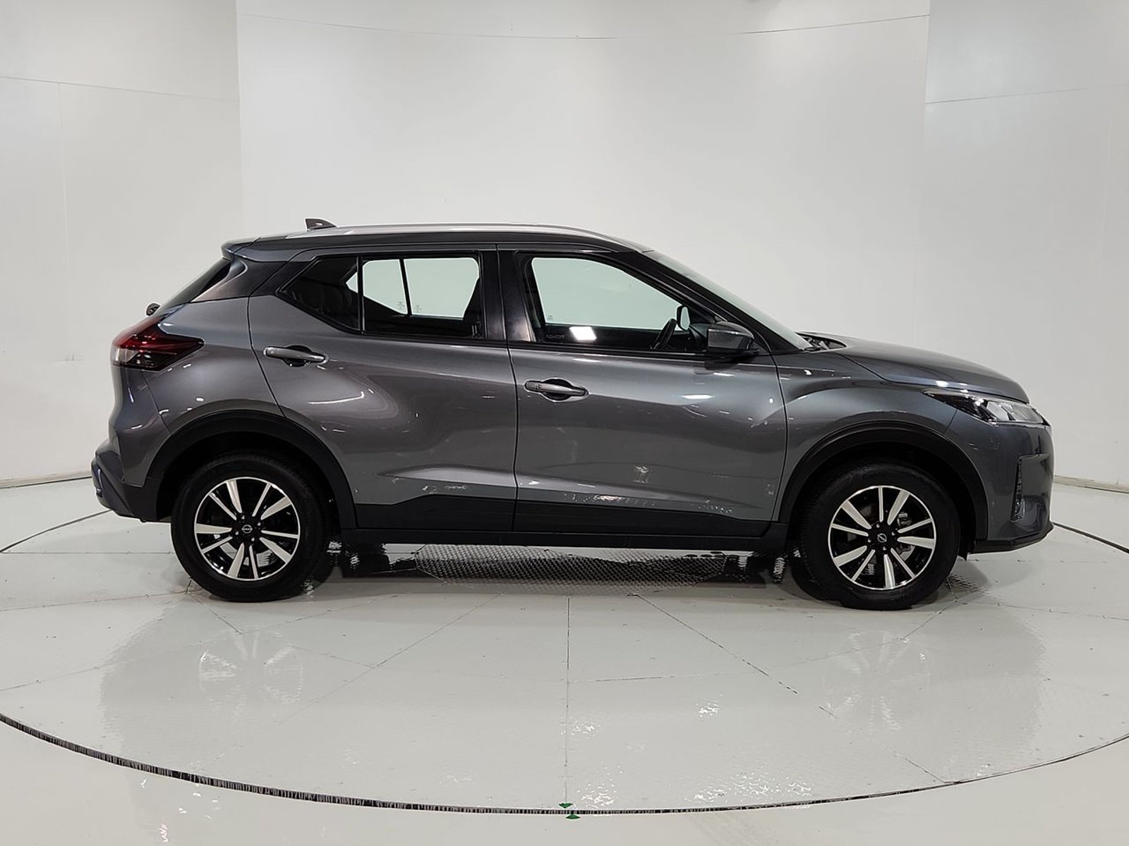 Nissan KICKS 1.6 2022 - Imagen 13 de 20