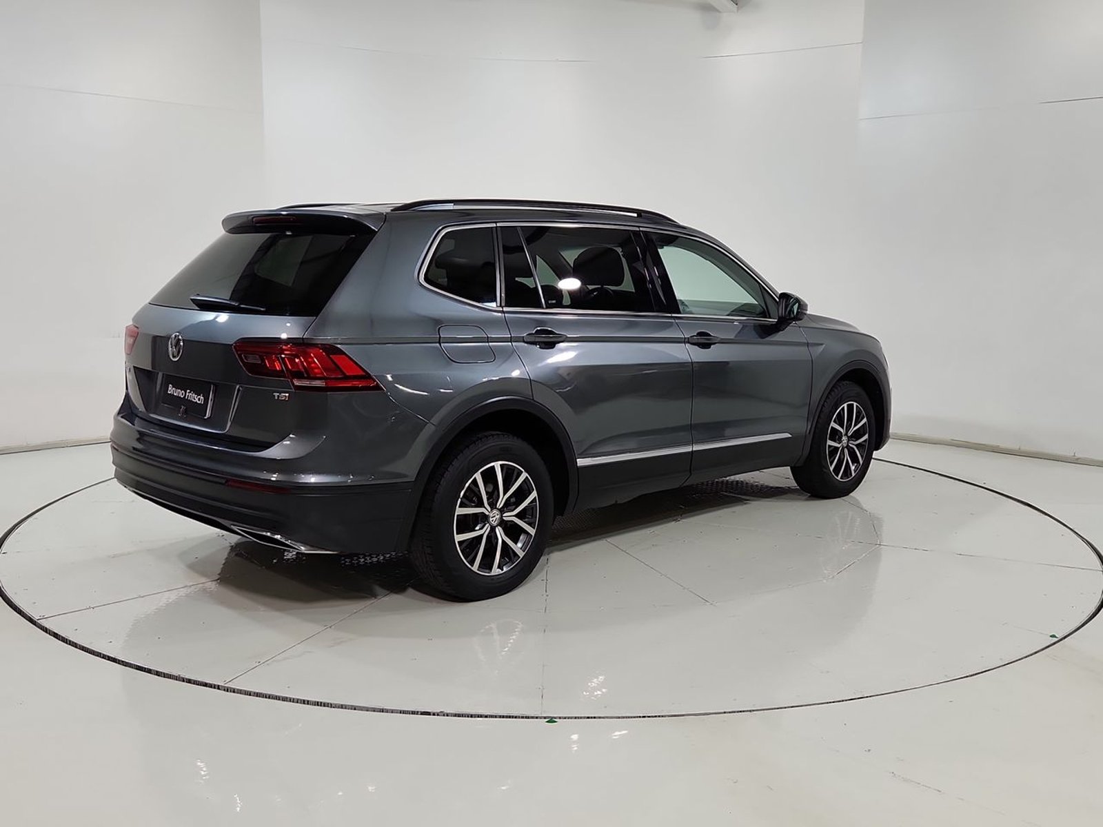 Volkswagen TIGUAN 1.4 AT 2019 - Imagen 10 de 20